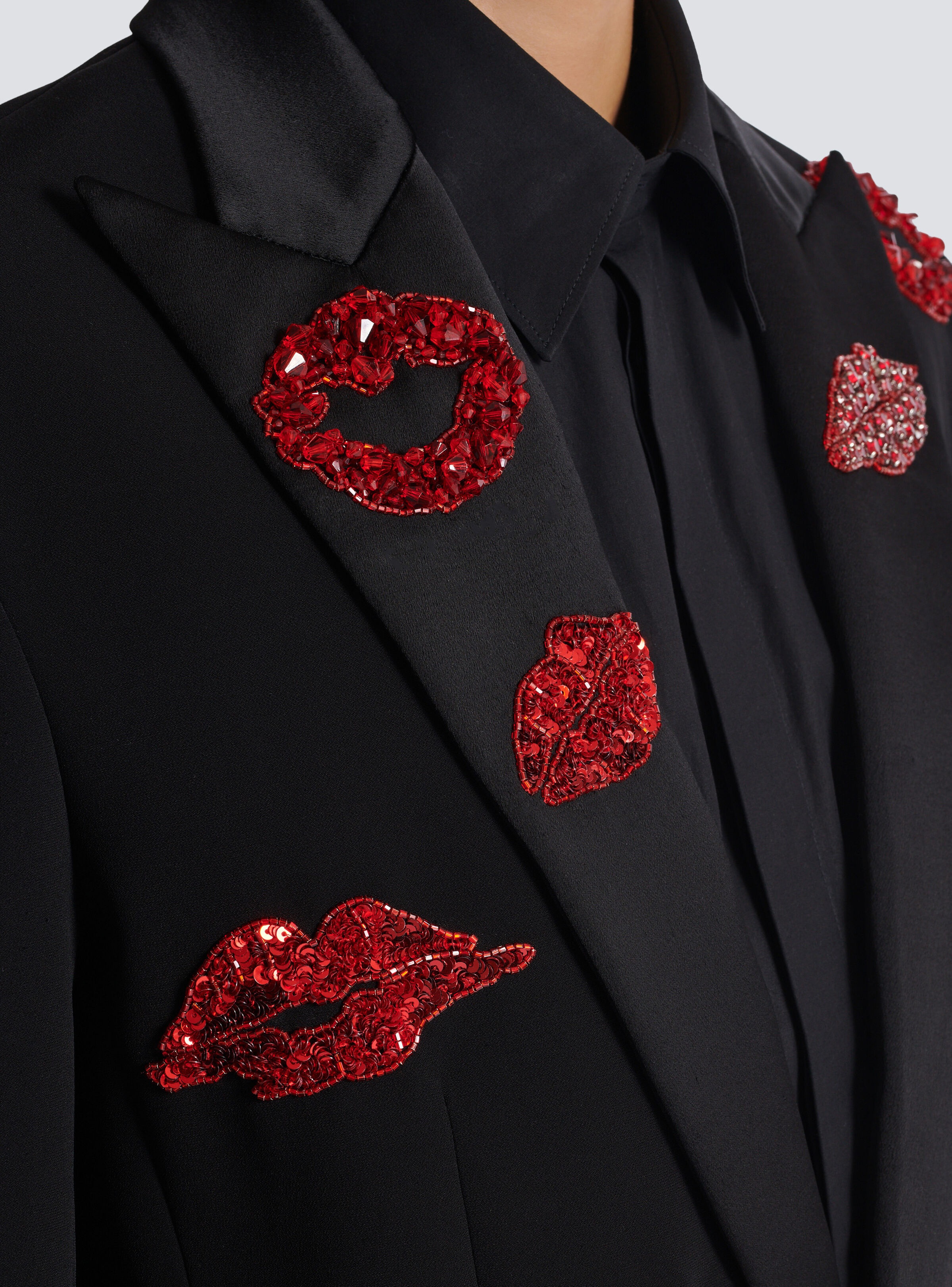 Crepe 1-button jacket with Kiss embroidery - 8