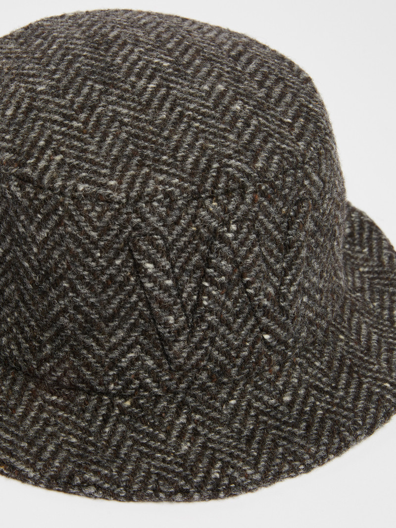 WEEKEND Max Mara OSAKA Tweed logo hat outlook
