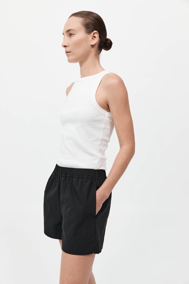 Relaxed Short - Black - 4