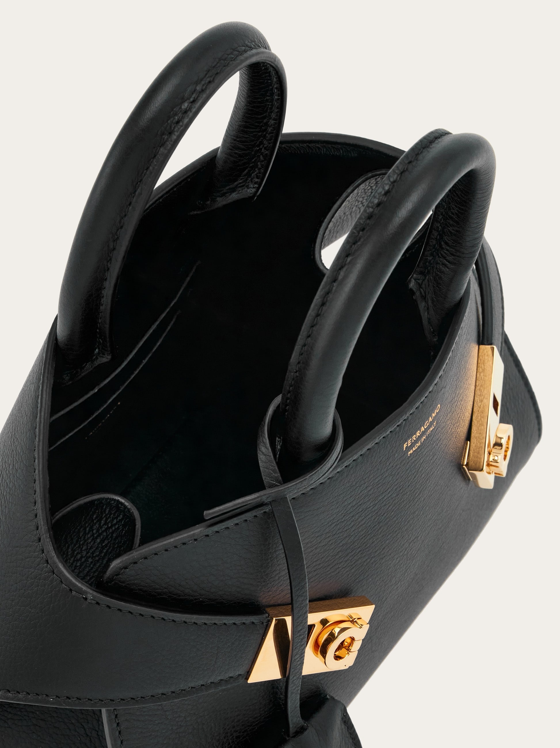 Hug mini bag - 5