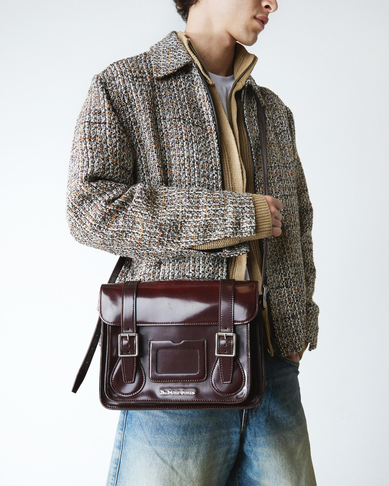 Dr. Martens 11 Inch Vegan Messenger Bag outlook