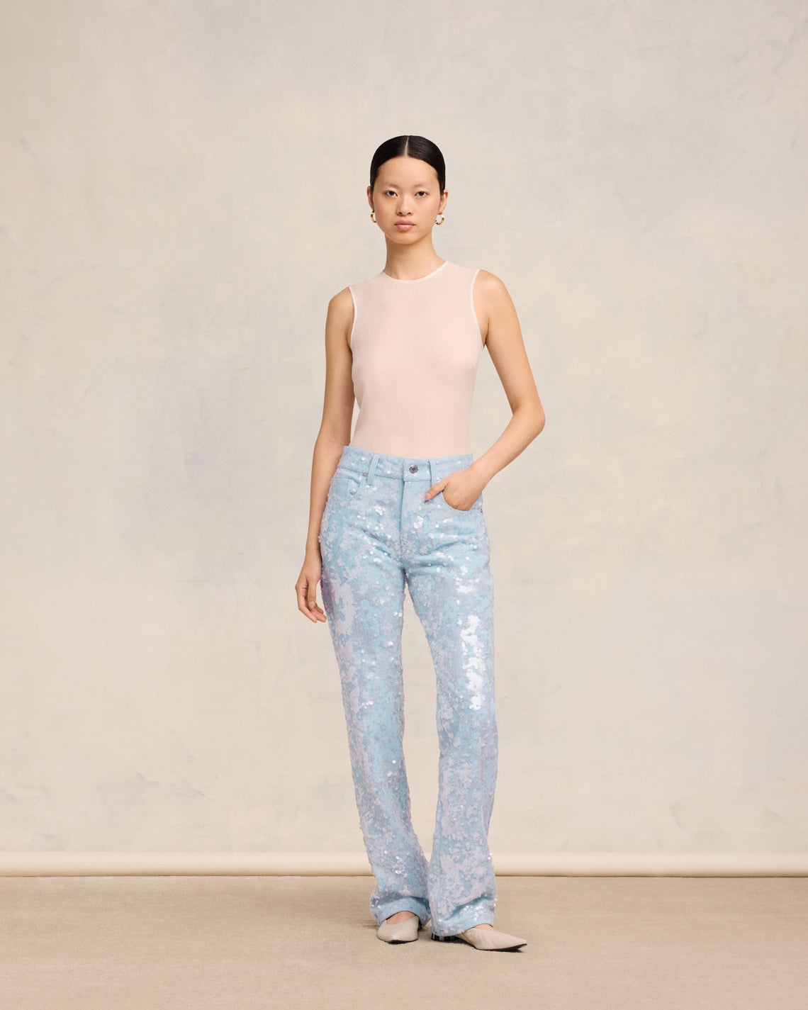 EMBROIDERED STRAIGHT FIT JEANS - 2