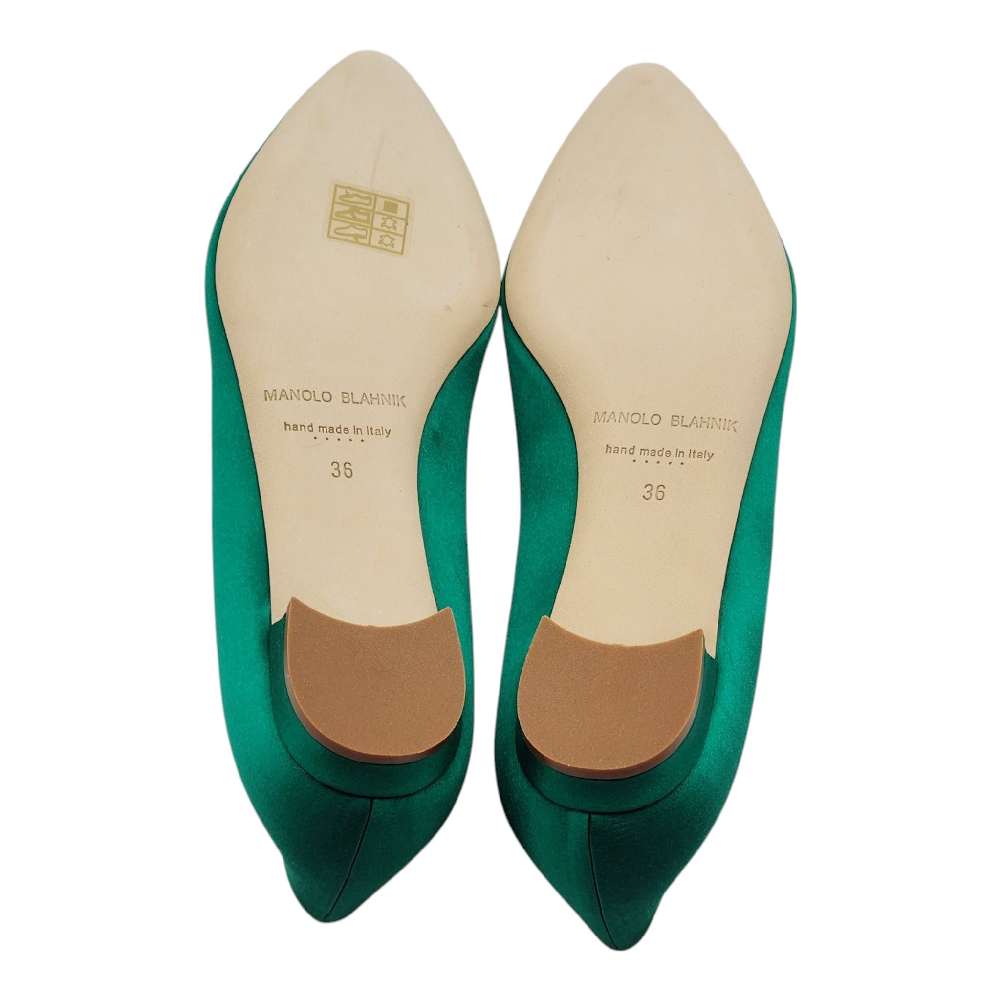 Manolo Blahnik Hangisiflat Jewel Buckle Flat Pumps - Satin - Green 36 - 5