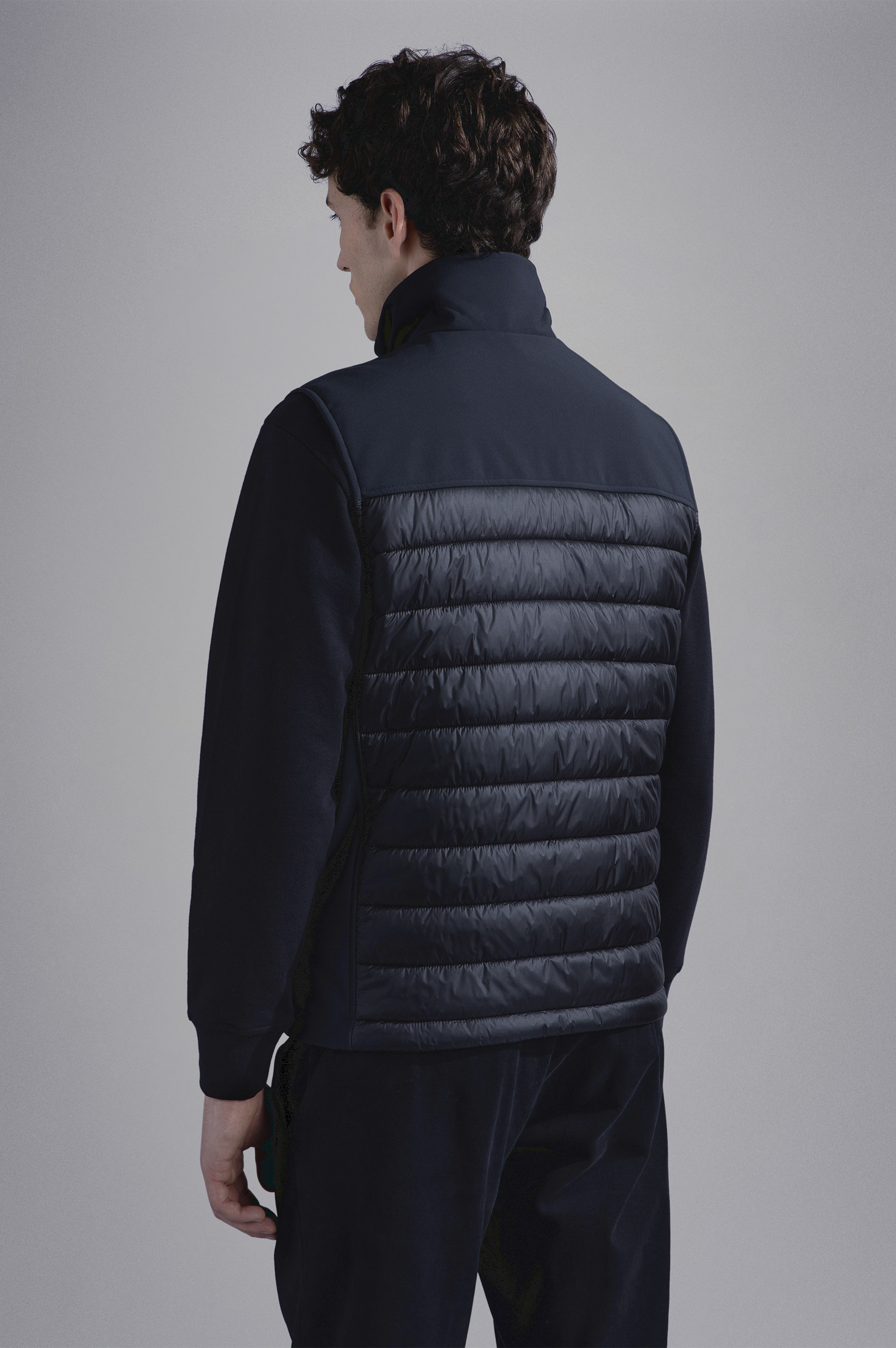 SAVE THE SEA RE-SHARK SHELL HYBRID VEST - 3