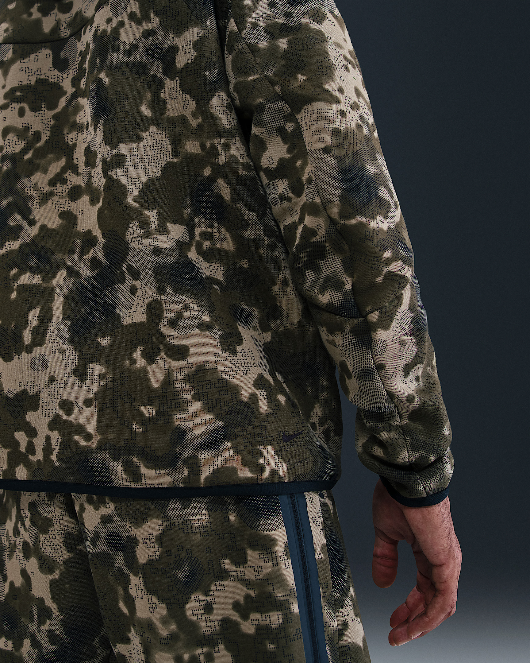 Nike Tech Men's Full-Zip Fleece Camo Windrunner Jacket - 2