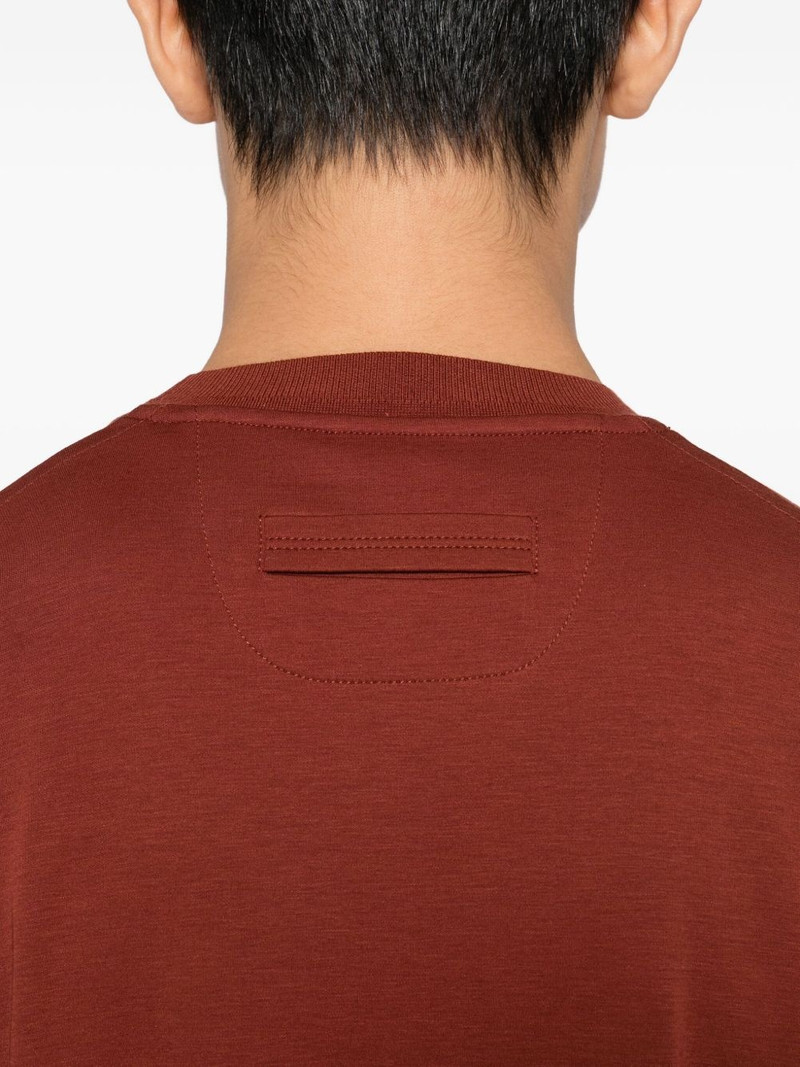 back-panel detail t-shirt 4