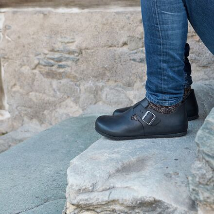 London Leather Shoe - Women's - 4