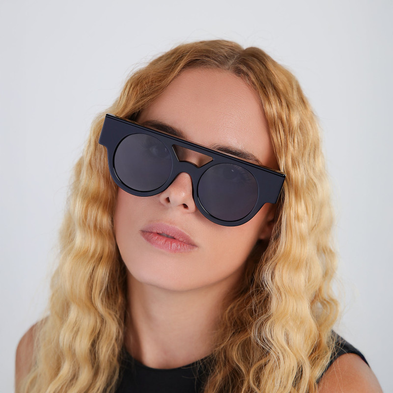 illesteva Meyer (15 Year Anniversary) Sunglasses outlook