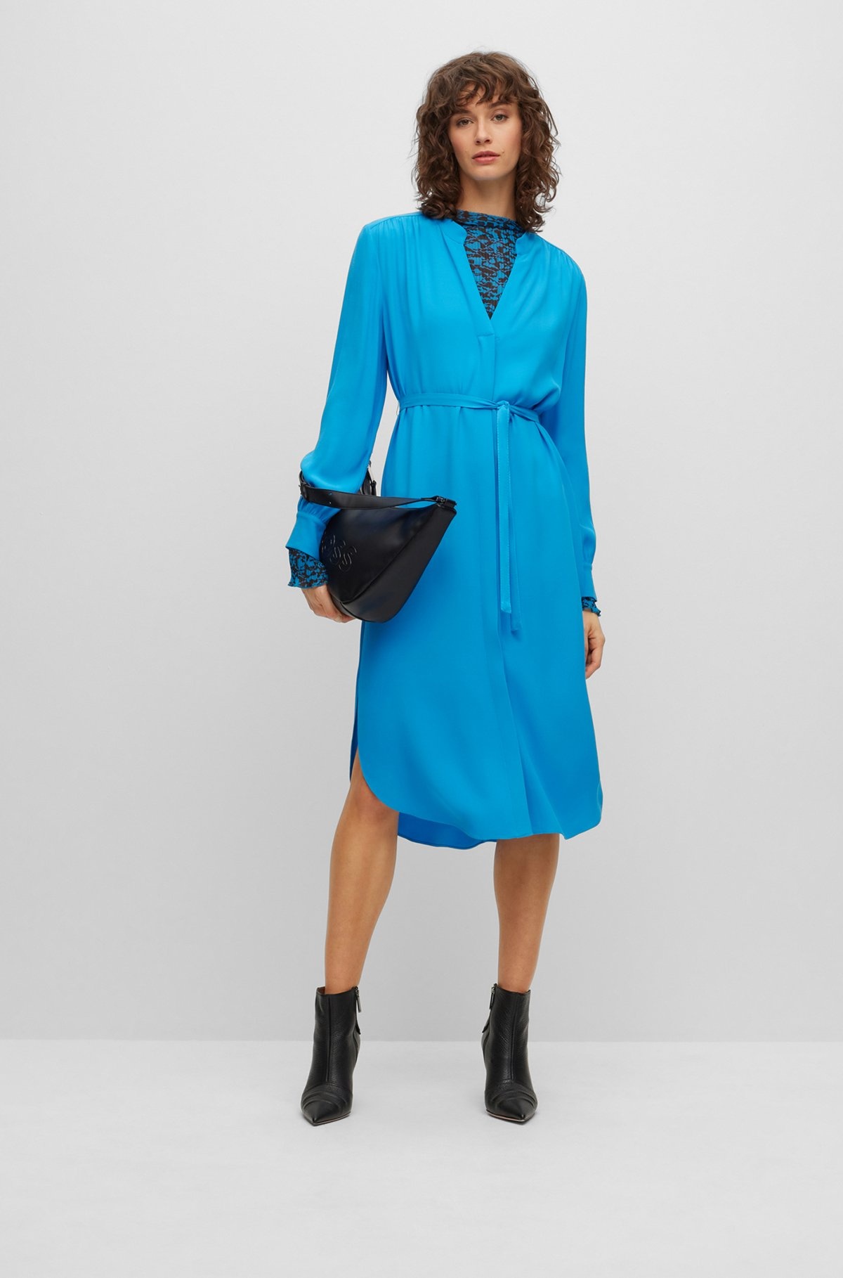 BELTED DRESS WITH COLLARLESS V NECKLINE AND BUTTON CUFFS - 2