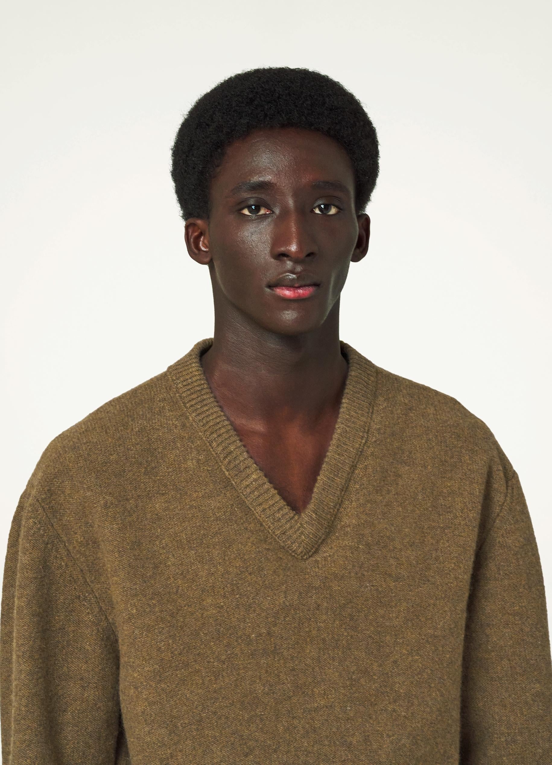 Lemaire V-NECK SWEATER | REVERSIBLE