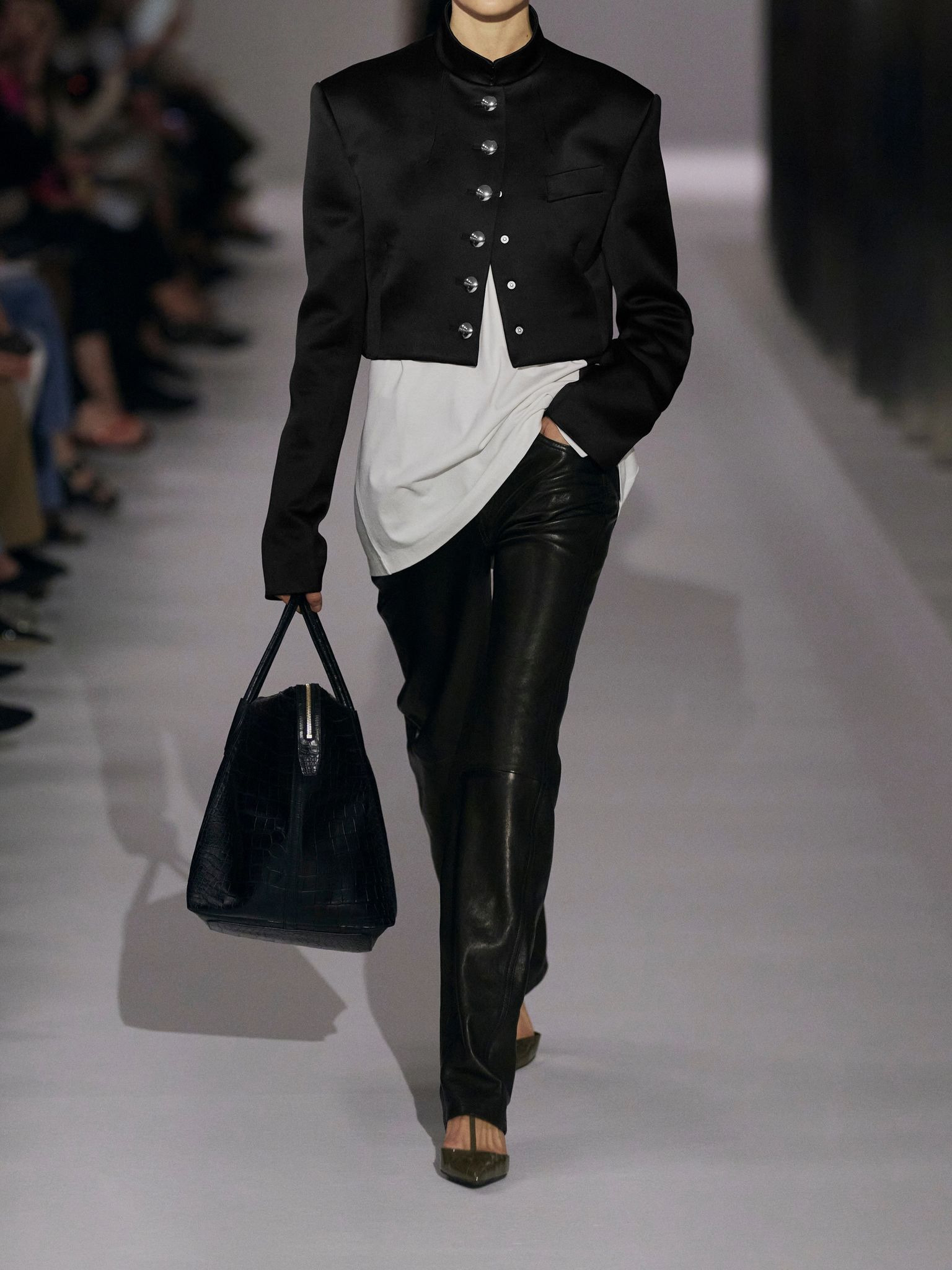 Samuelson cropped duchesse-satin jacket Black - 5