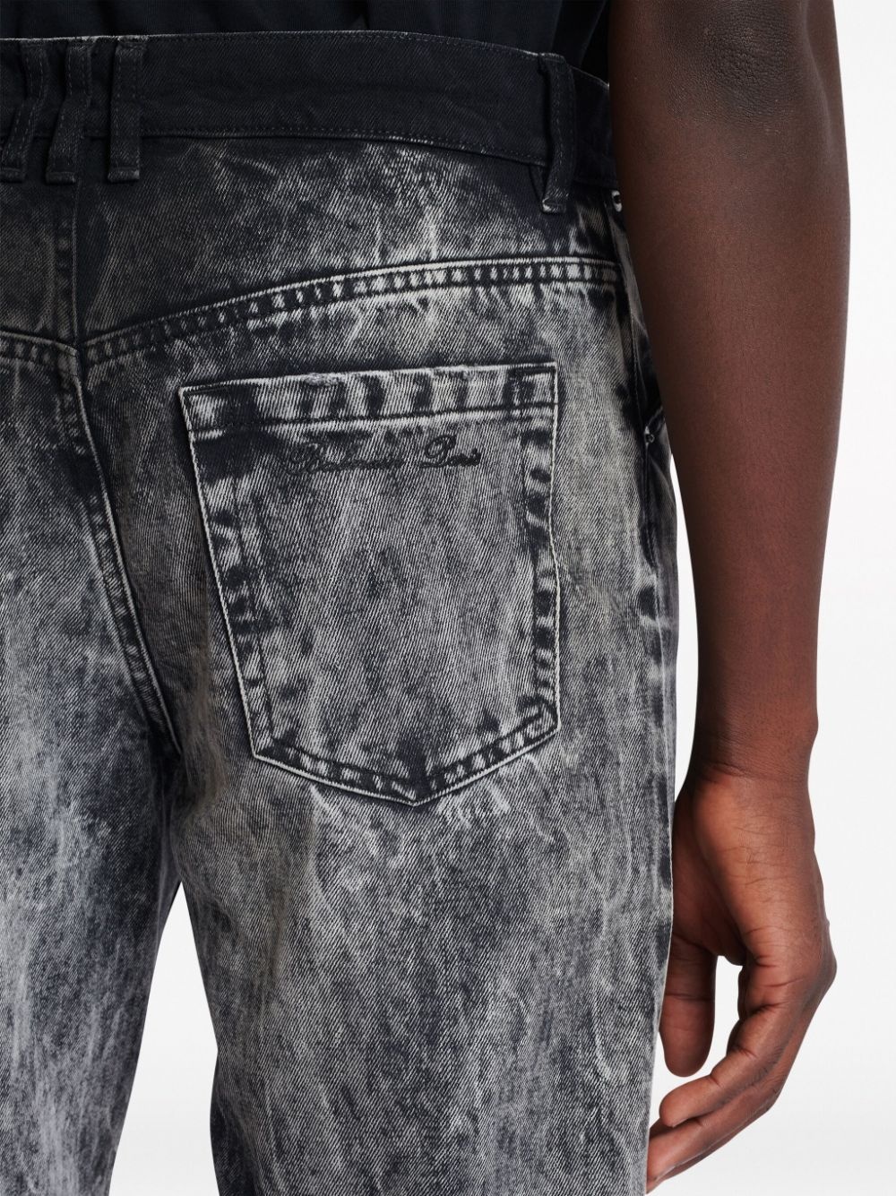 mid-rise straight-leg jeans - 7
