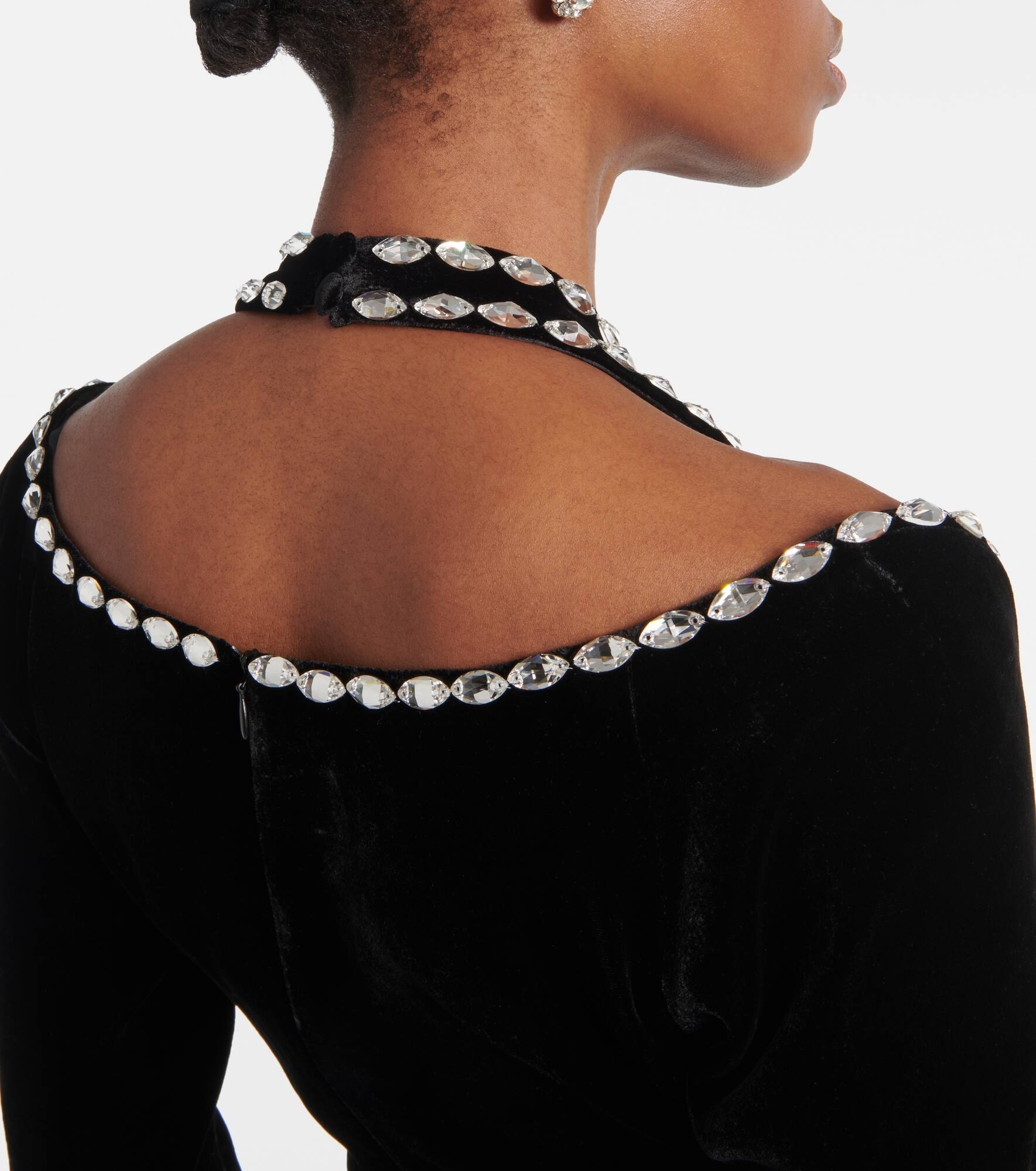 Crystal-embellished velvet gown - 6