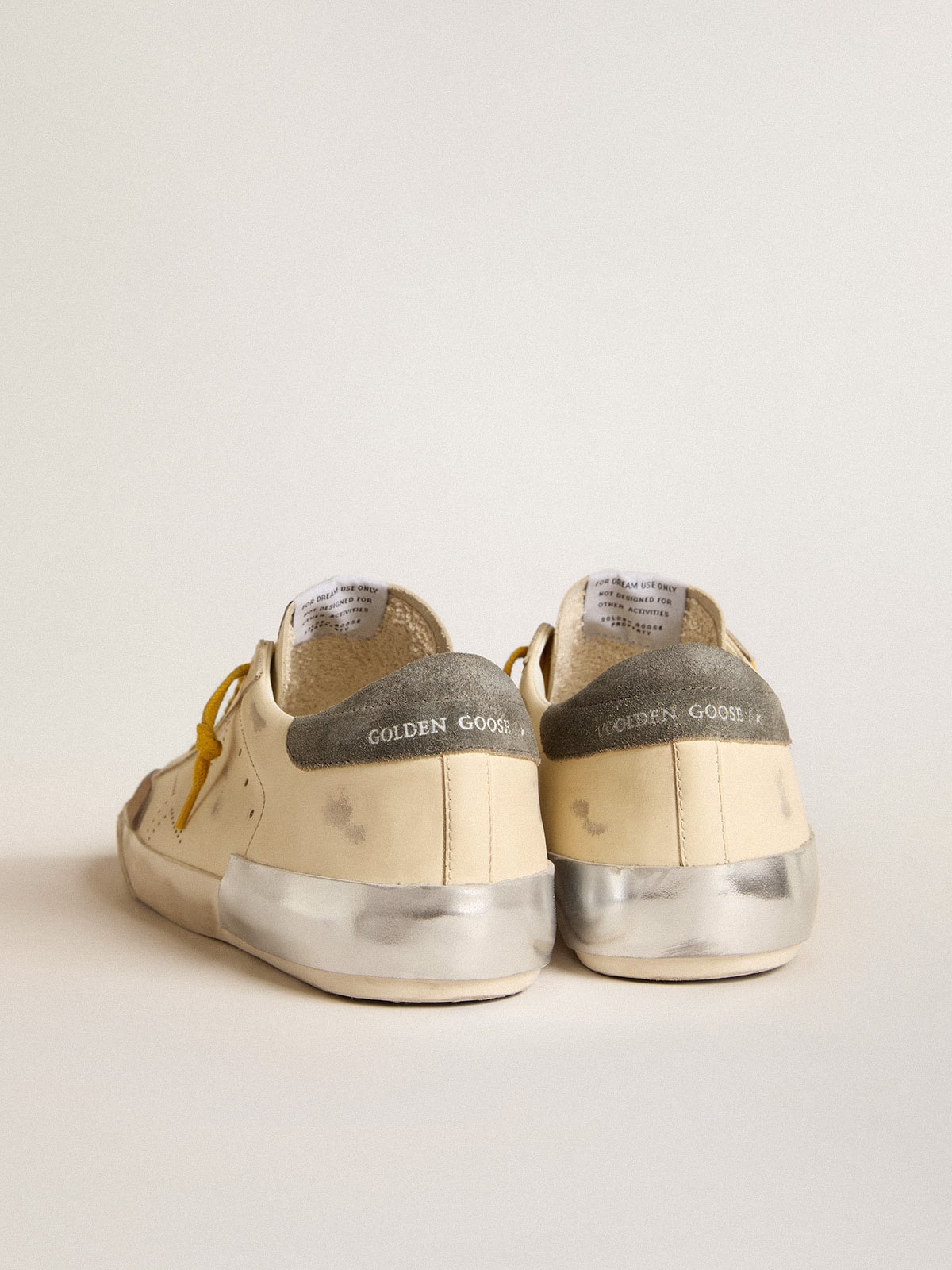 Super-Star in leather with perforated star and gray suede heel tab - 4
