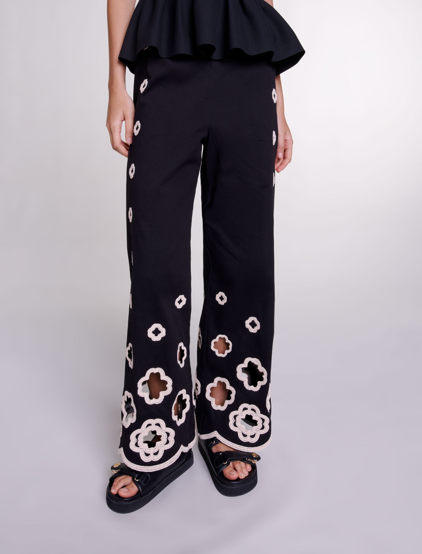 Wide-leg crochet trousers - 5