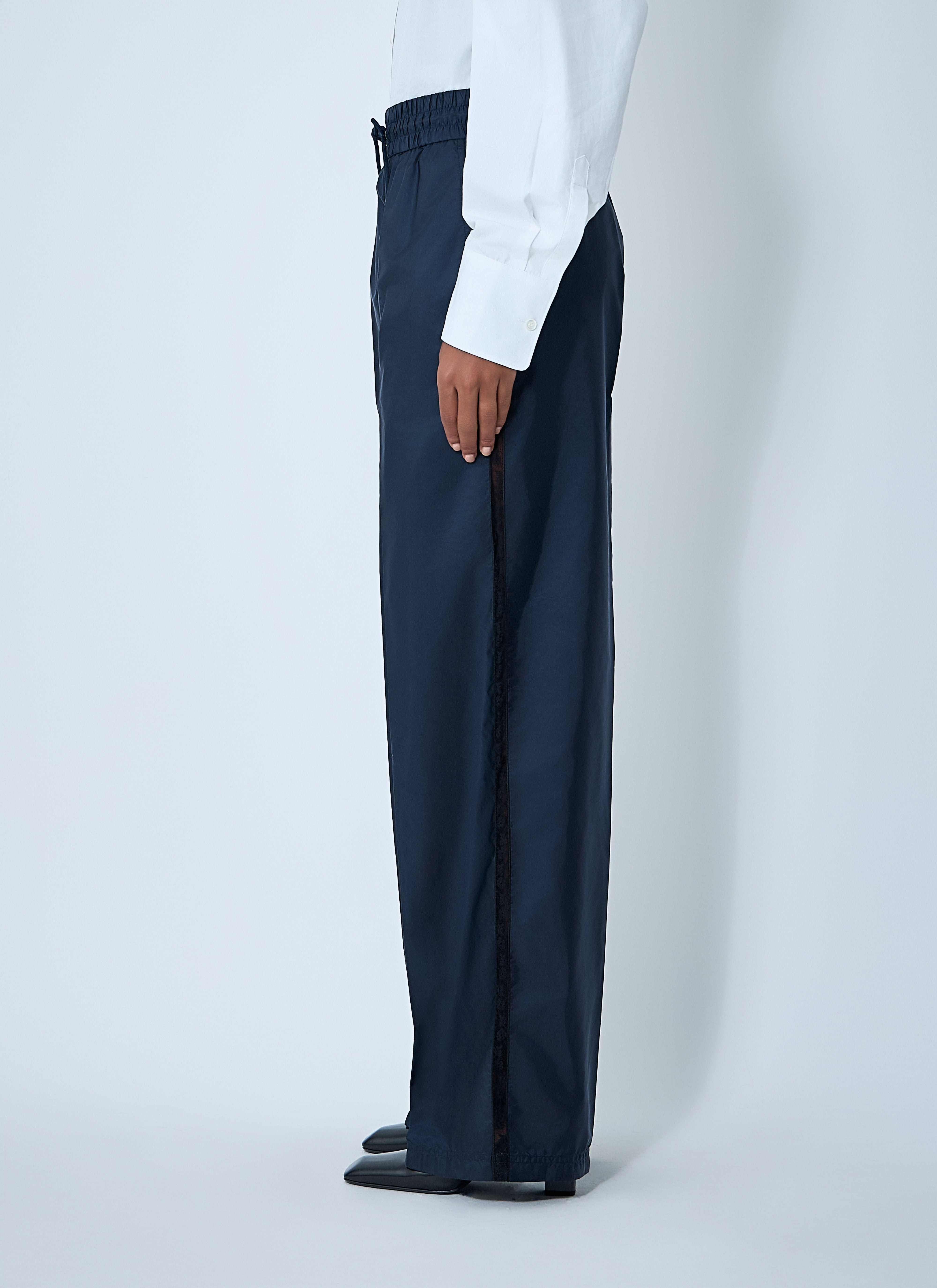 Prada Women Logo Plaque Pants - 3