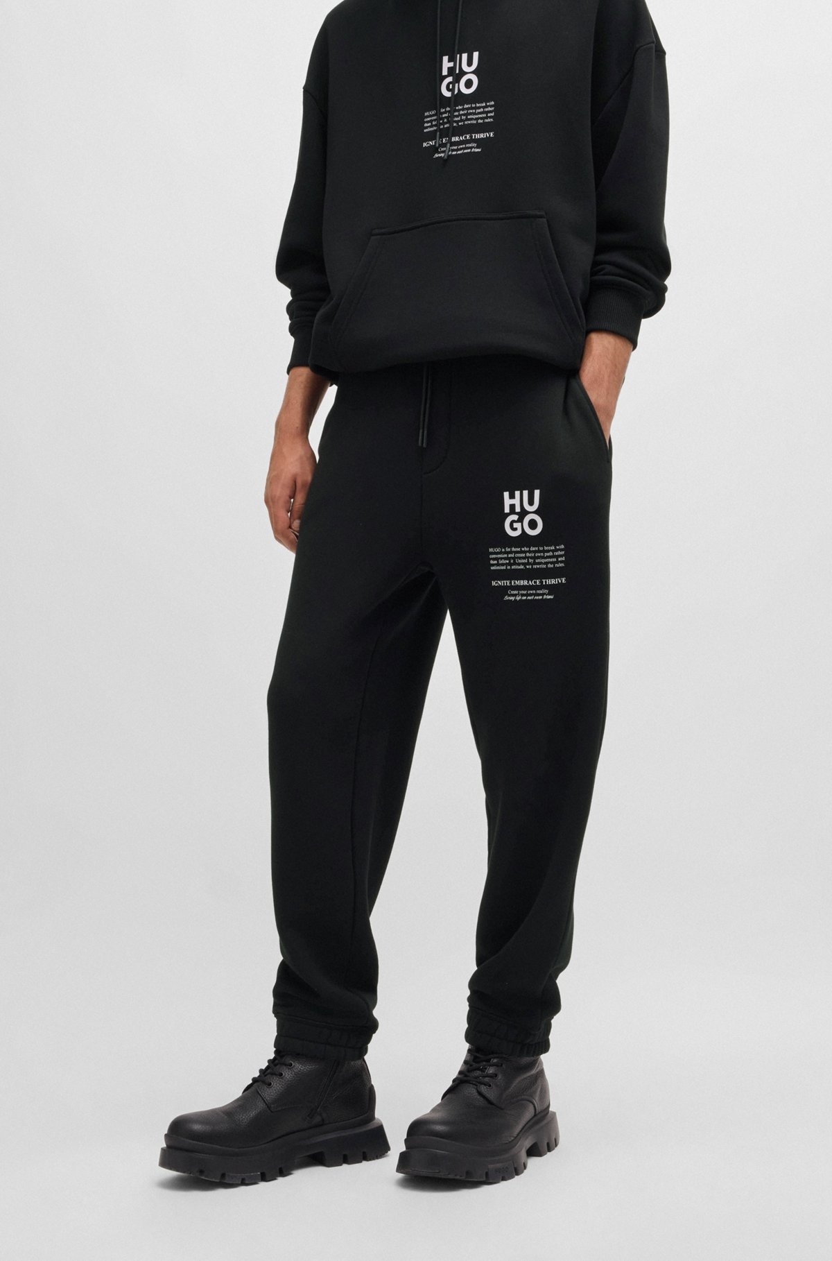 RELAXED-FIT TRACKSUIT BOTTOMS WITH LOGO AND SLOGANS - 2