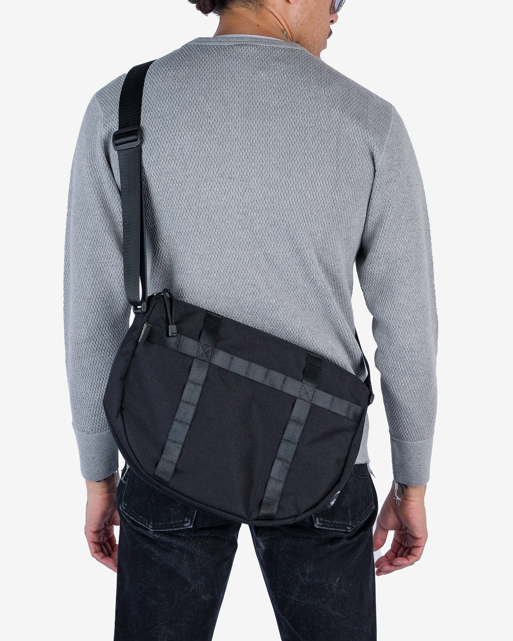 OGL-ORI-HOBO OGL Originale Tech Material Hobo Bag - Black - 2