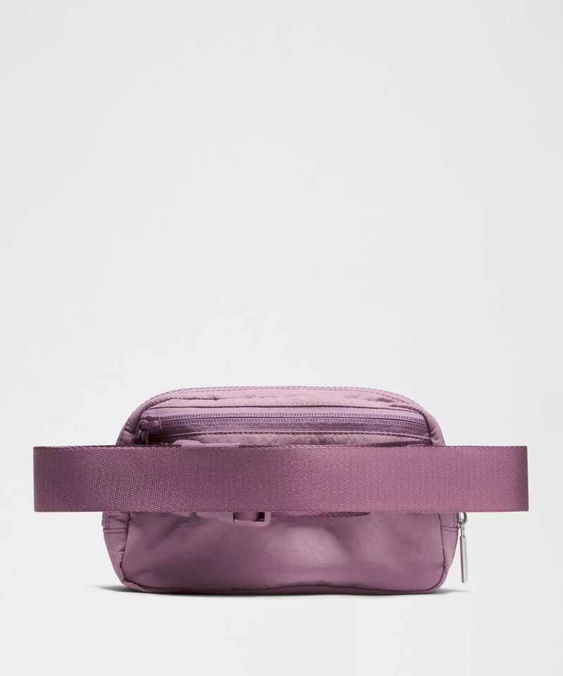 Everywhere Belt Bag with Long Strap 1L 3