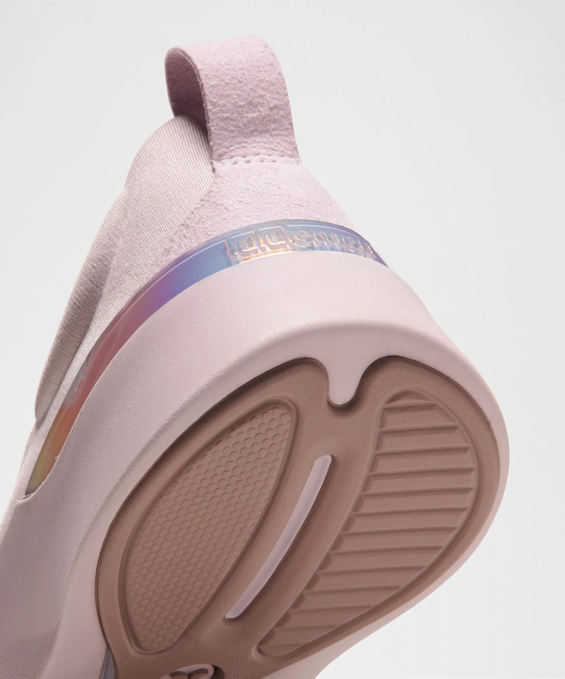 Women's Mary Train Sneaker 9