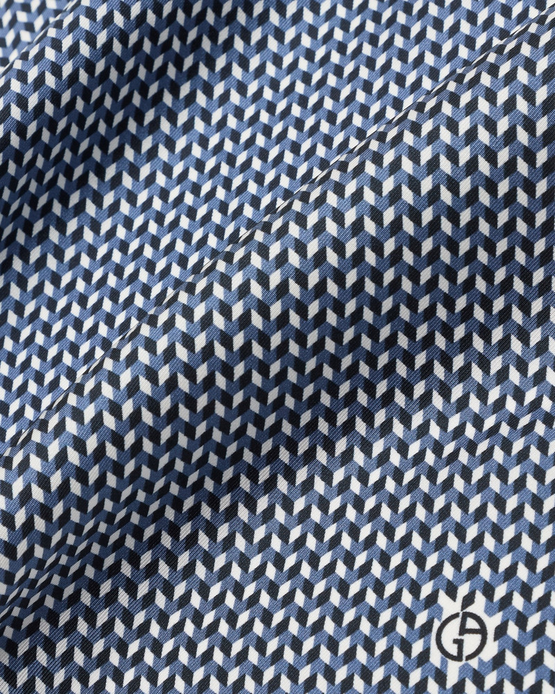 GIORGIO ARMANI POCKET SQUARES outlook