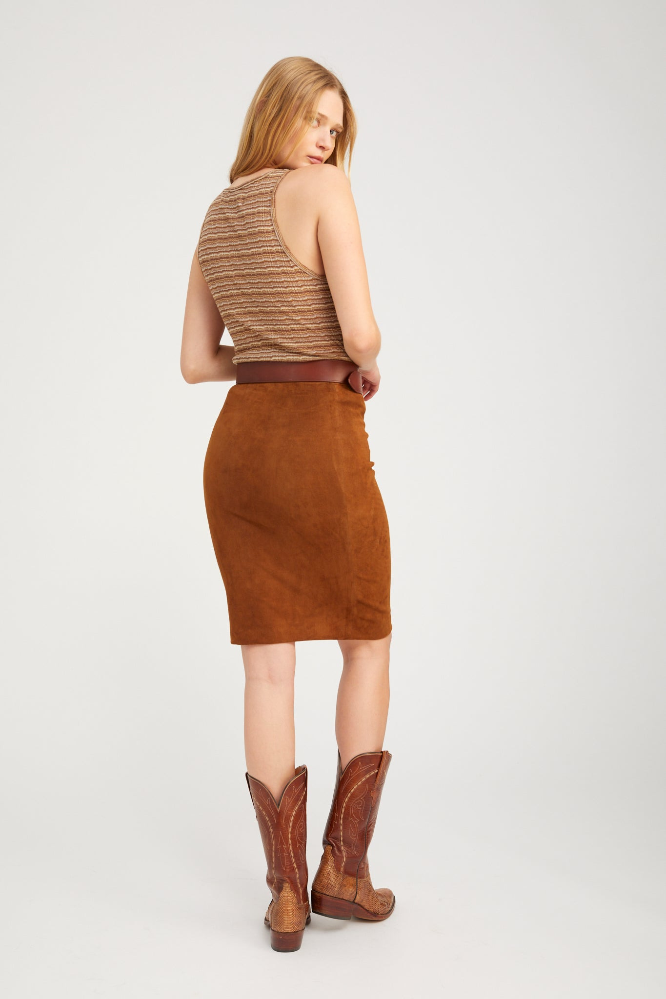 VINTAGE BROWN POINTELLE TANK - 5