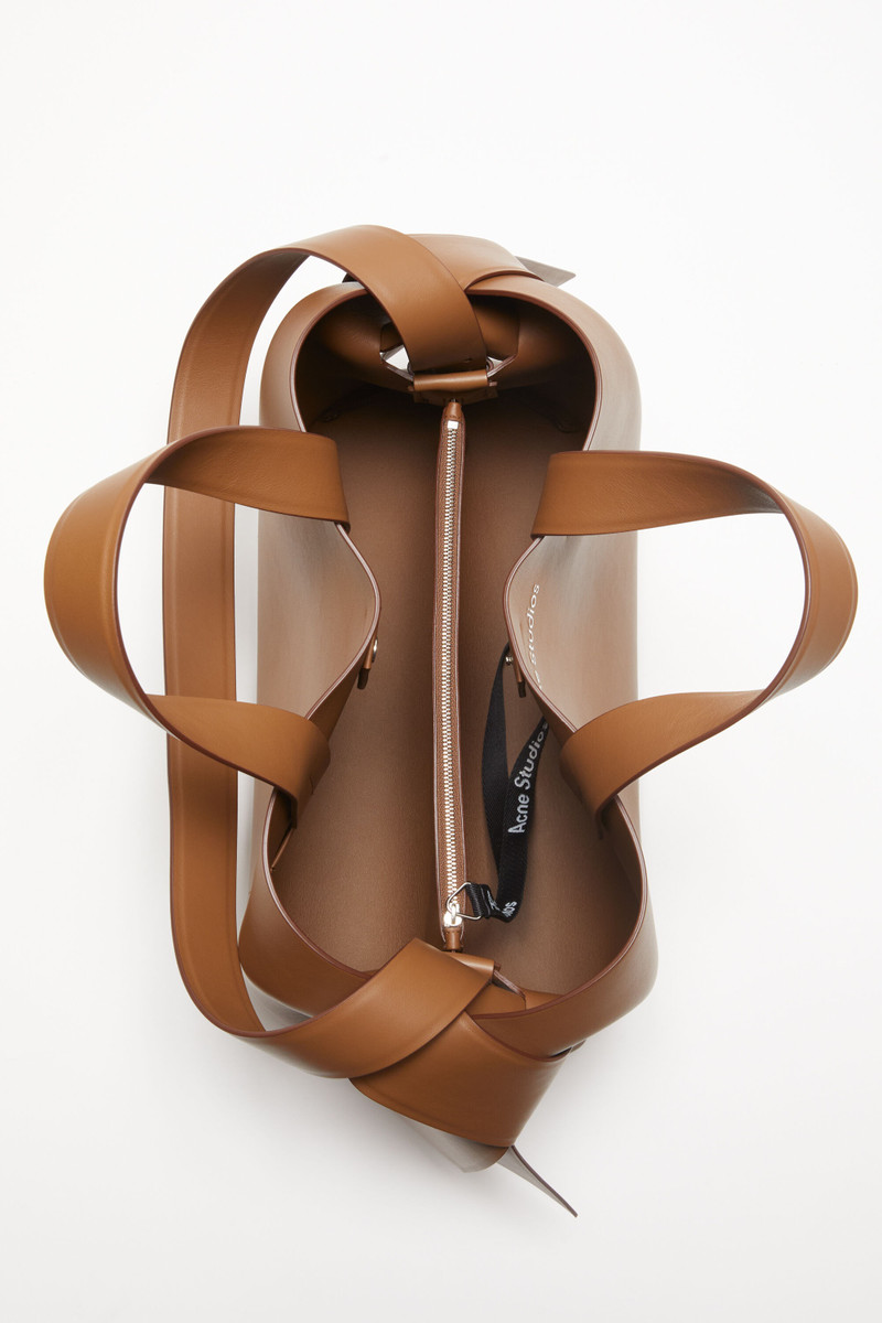 Acne Studios Musubi midi tote - Camel brown outlook