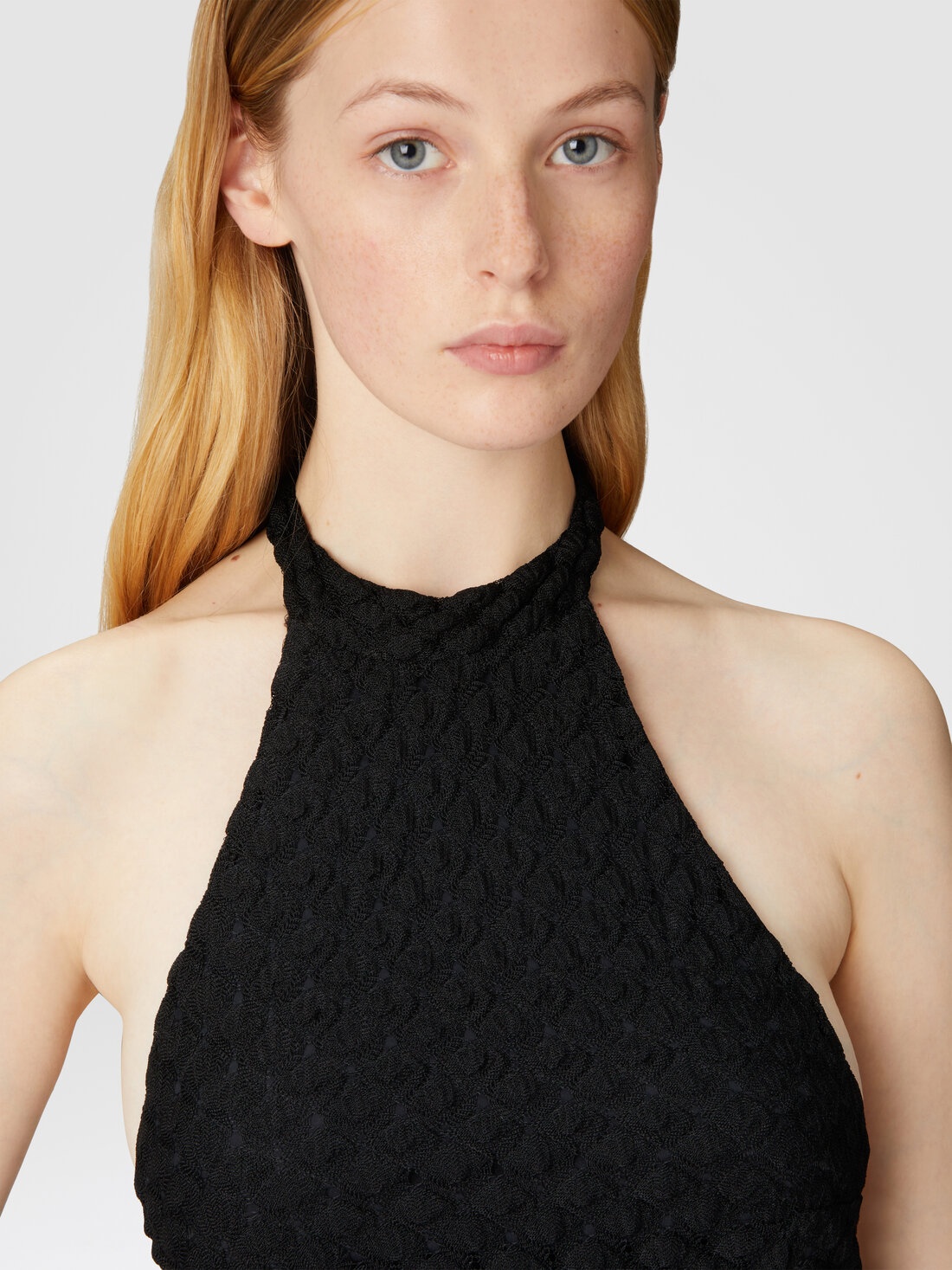 Midi dress with halter neck - 5