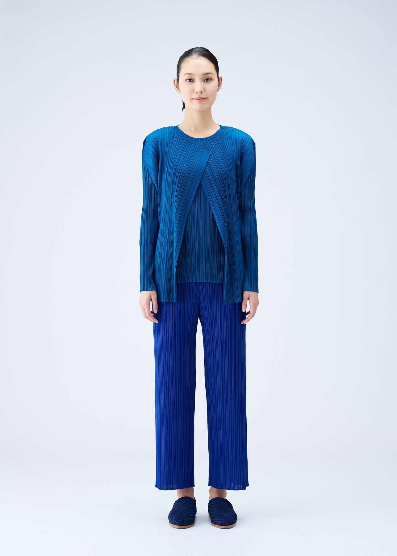 MONTHLY COLORS : AUGUST CARDIGAN - 2