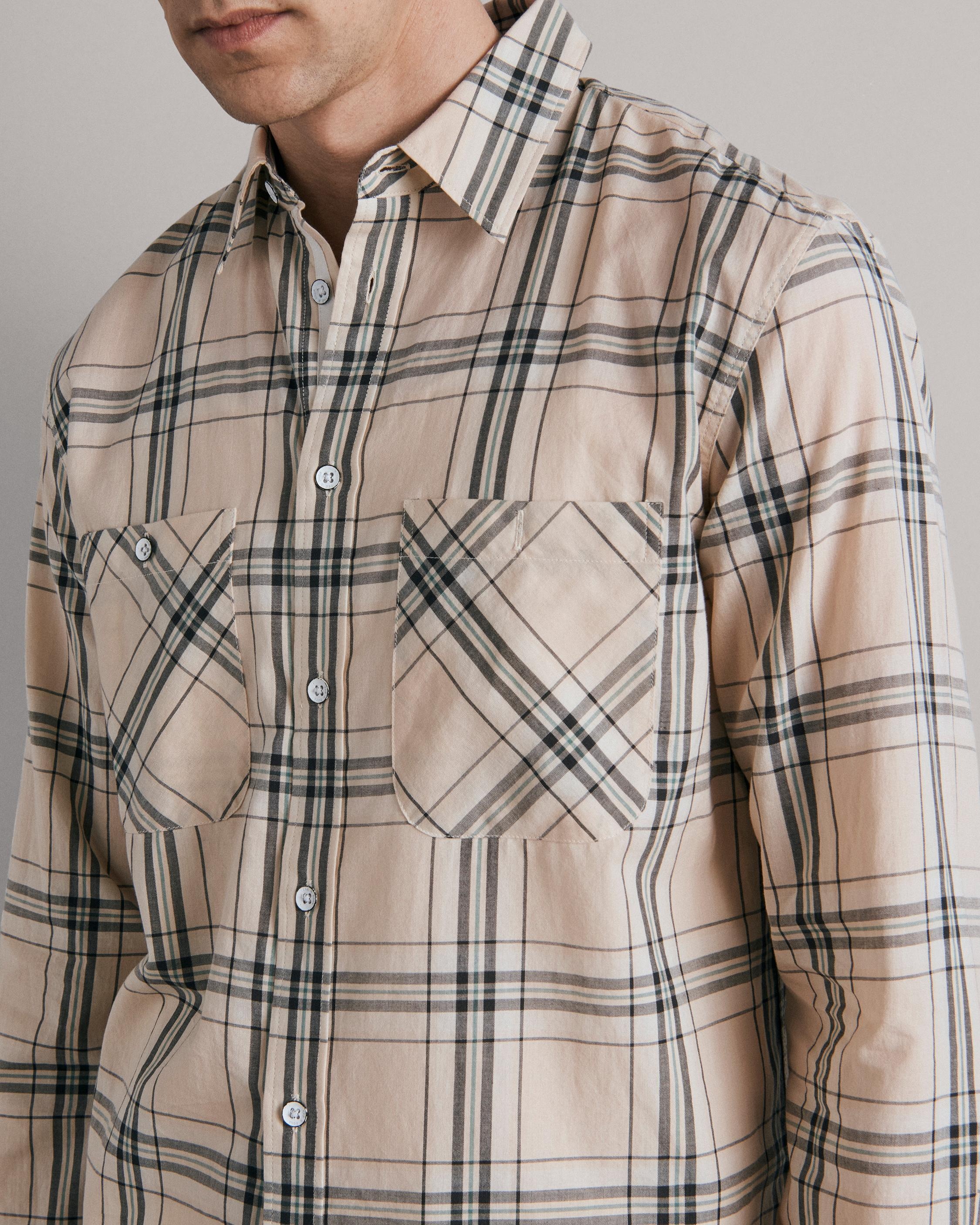 Gus Cotton Shirt
Classic Fit Shirt - 6