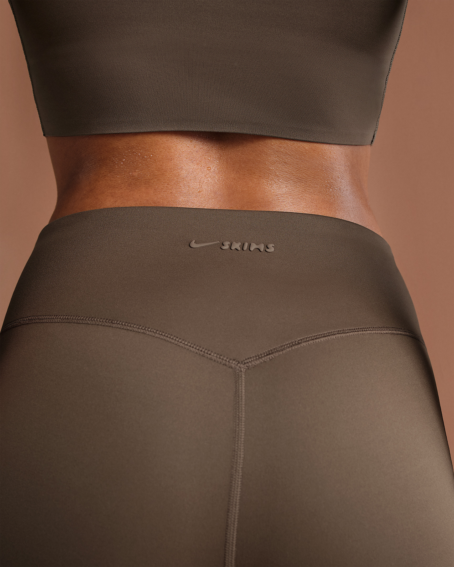 NikeSKIMS Matte Women's High-Waisted 5" Biker Shorts - 6