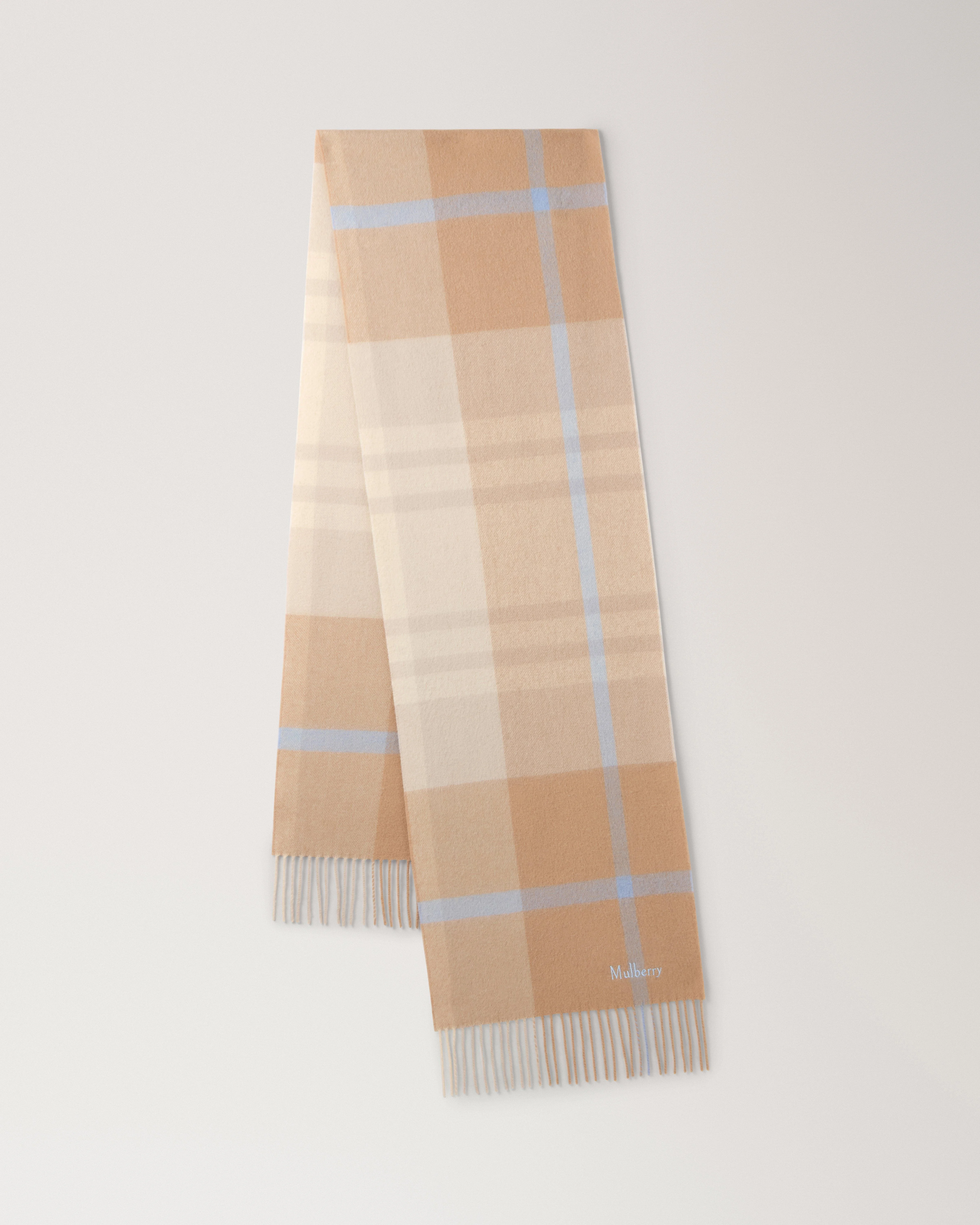 Small Check Merino Wool Scarf
Camel & Poplin Blue Merino Wool - 1
