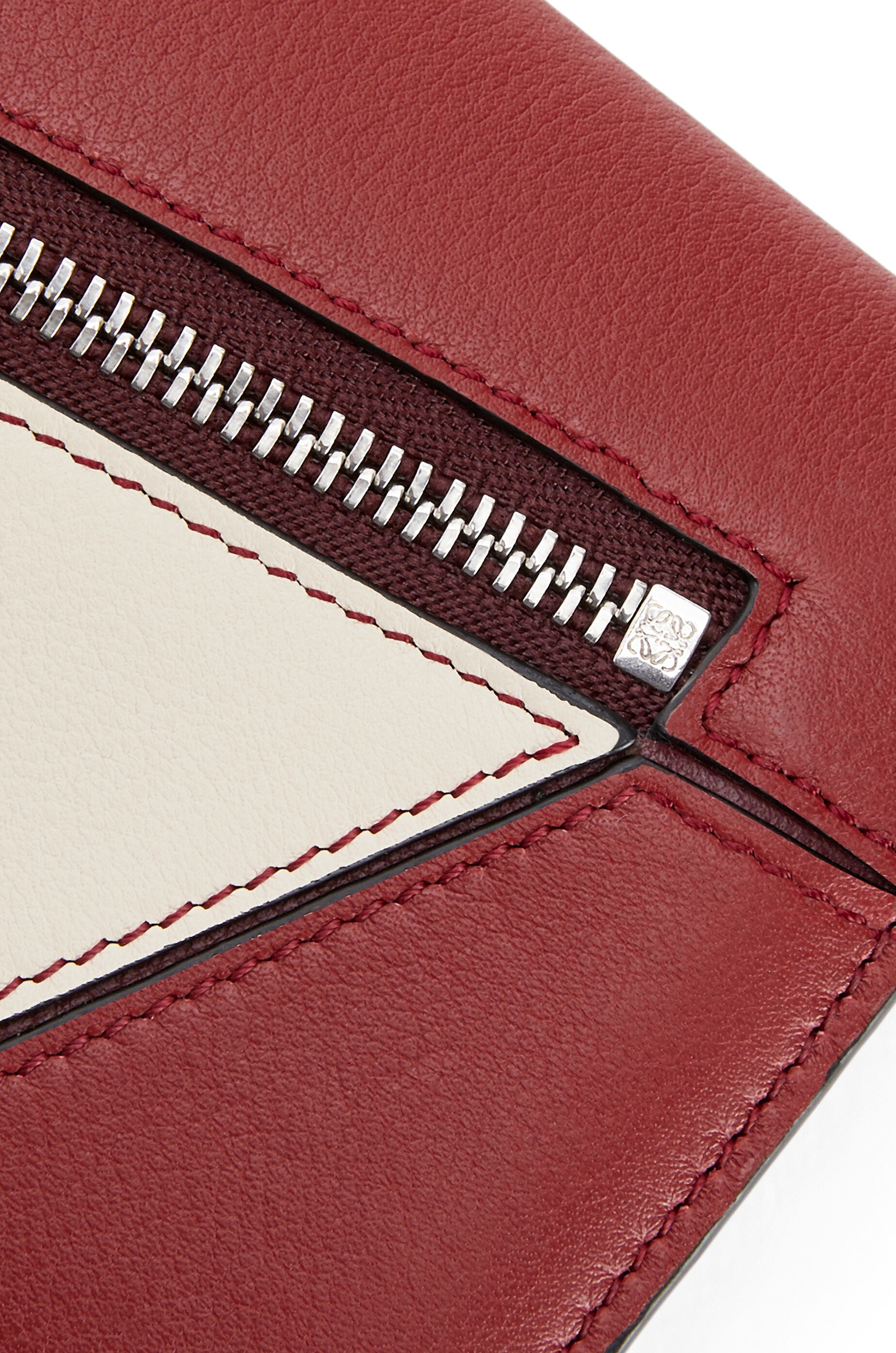 Puzzle continental wallet in classic calfskin - 5