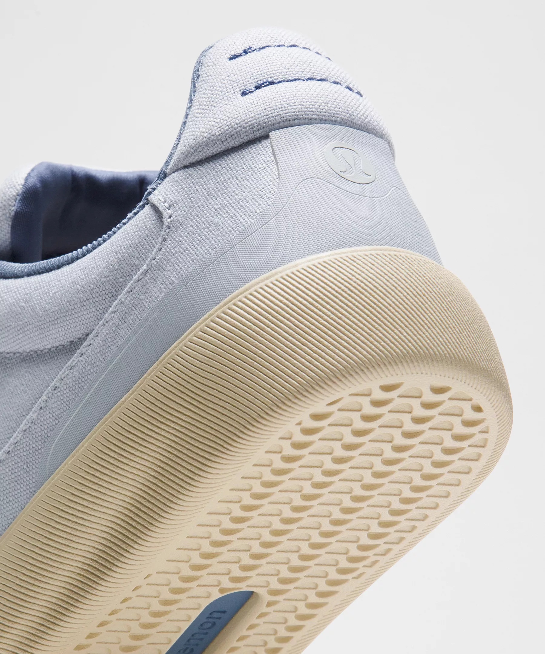 Women's Cityverse Cotton Canvas Sneaker - 9