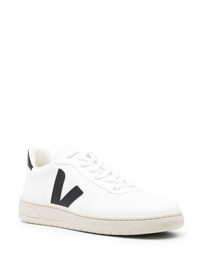 VEJA V-10 logo-patch sneakers outlook