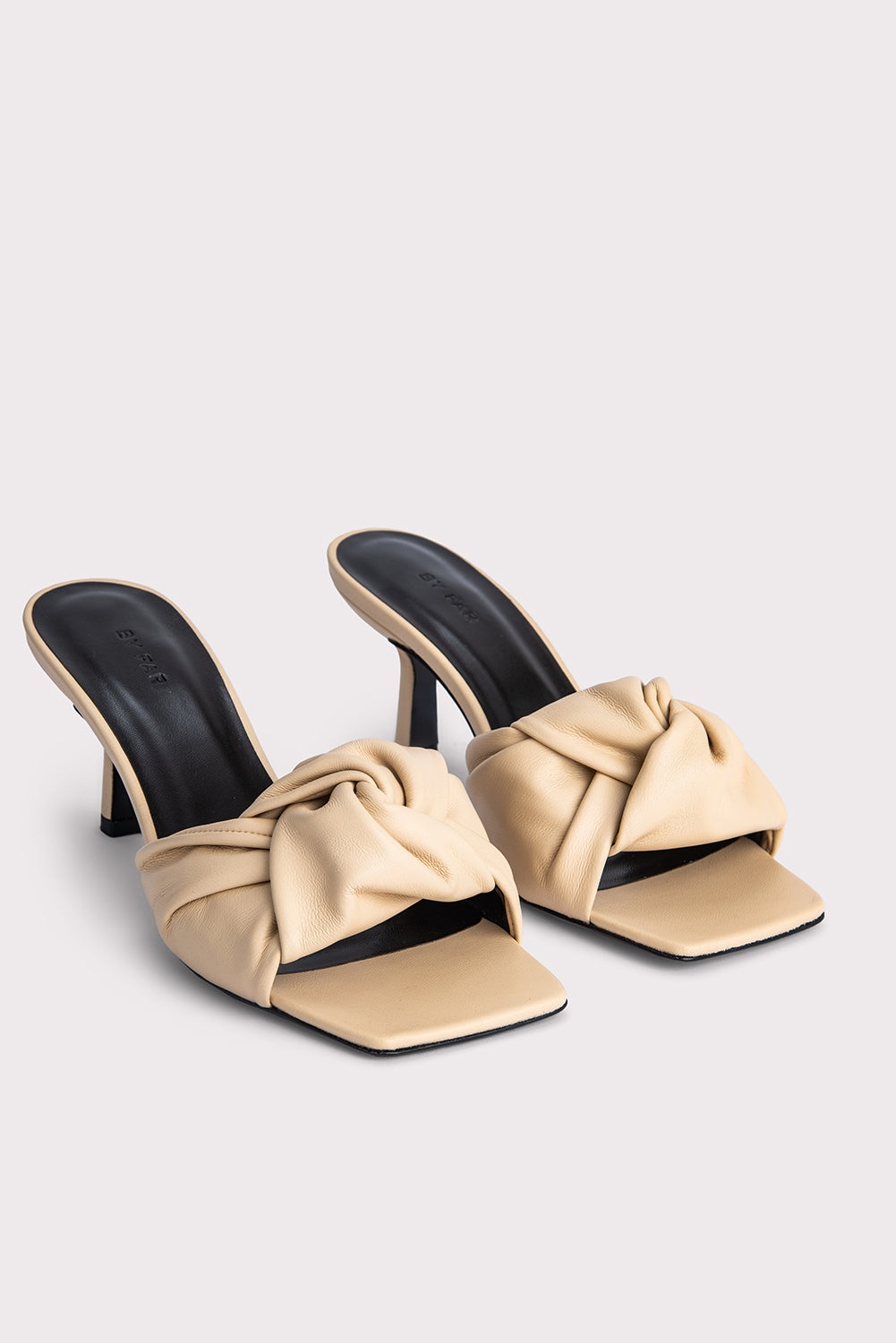 Lana Sable Nappa Leather - 2