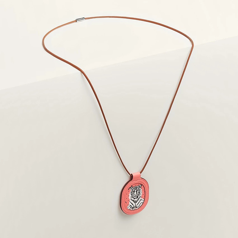 Hermès Tigre Royal pendant, small model outlook
