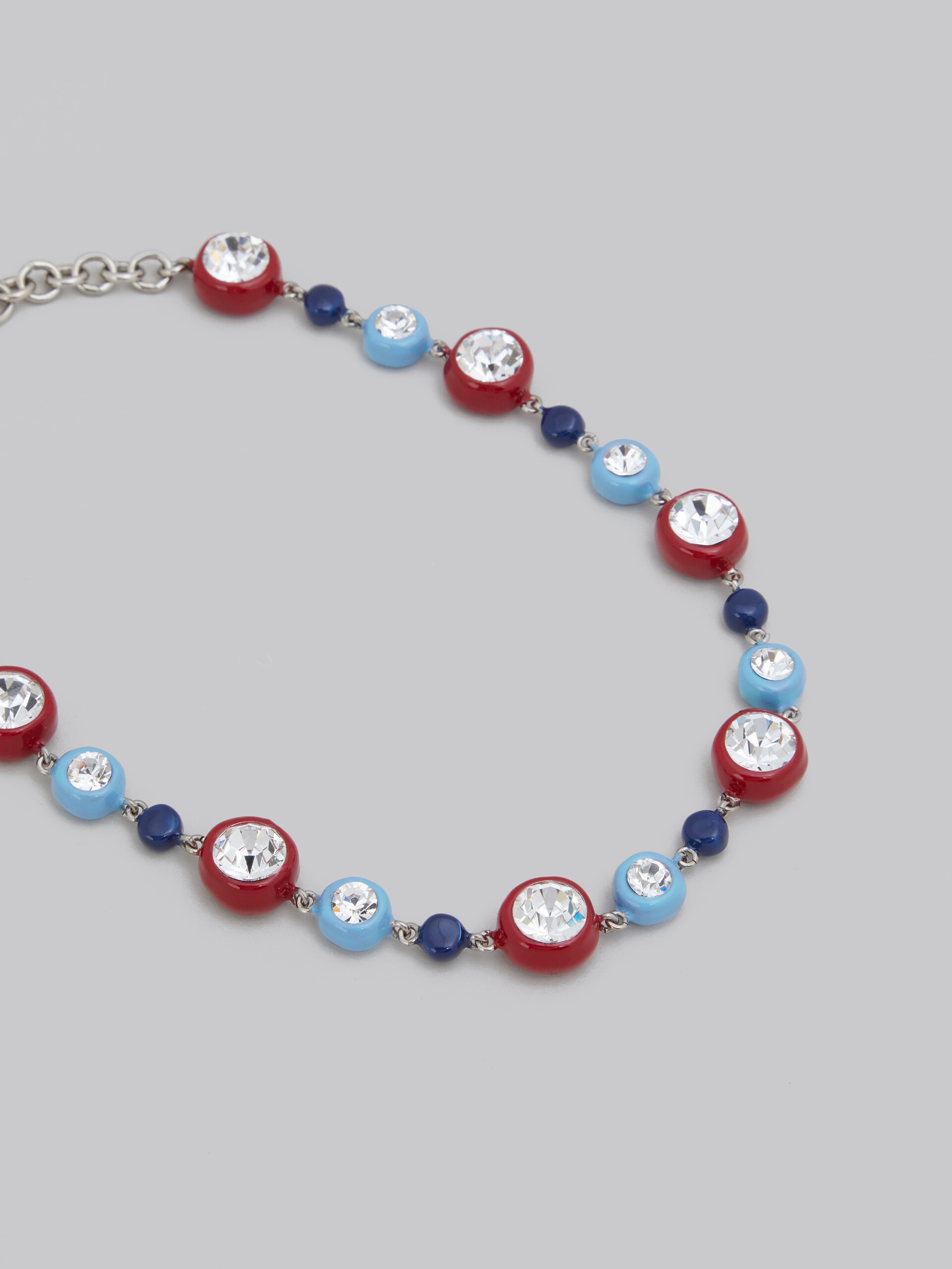 BLUE AND RED RHINESTONE RESIN NECKLACE - 3