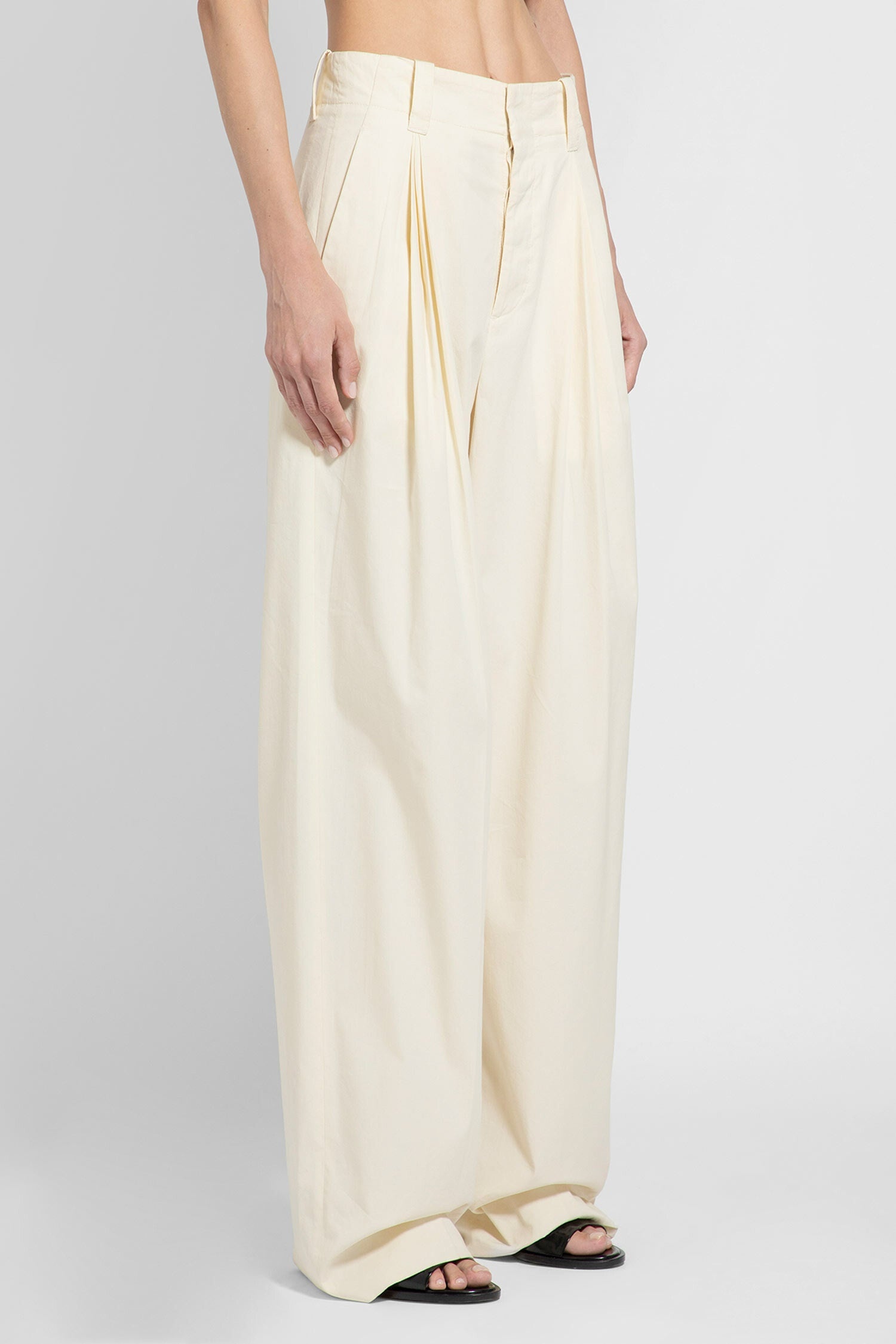 High-Waisted-Darted-Wide-Leg-Trousers - 2