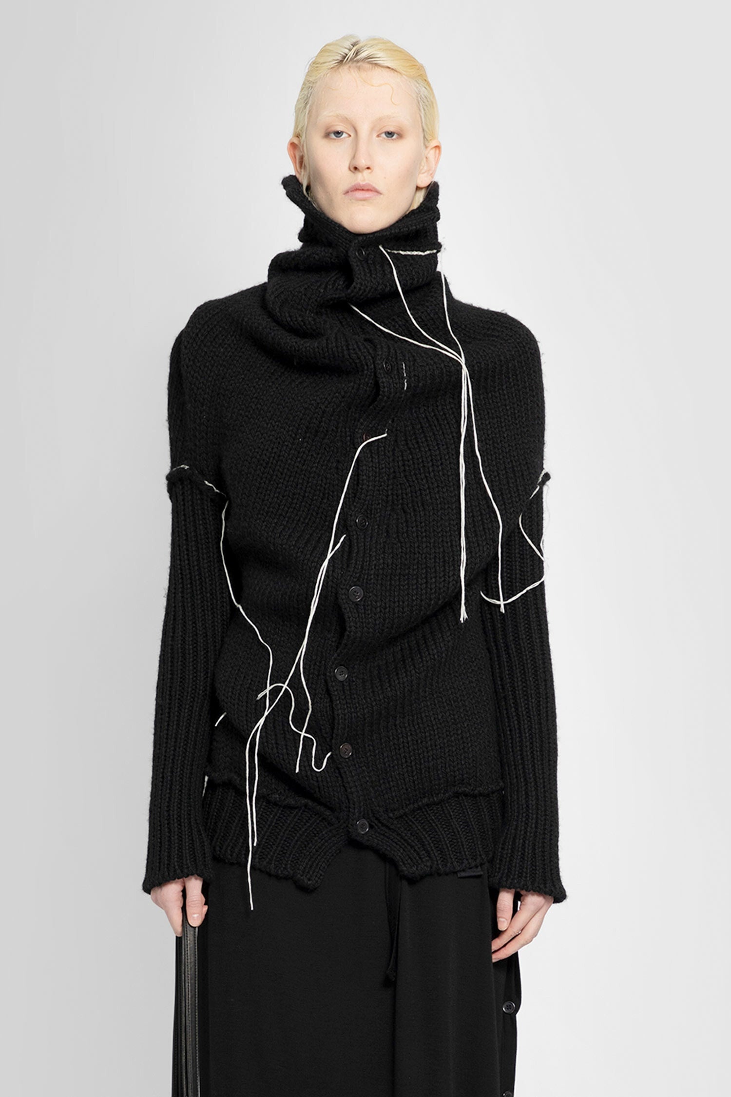 YOHJI YAMAMOTO WOMAN BLACK KNITWEAR - 1