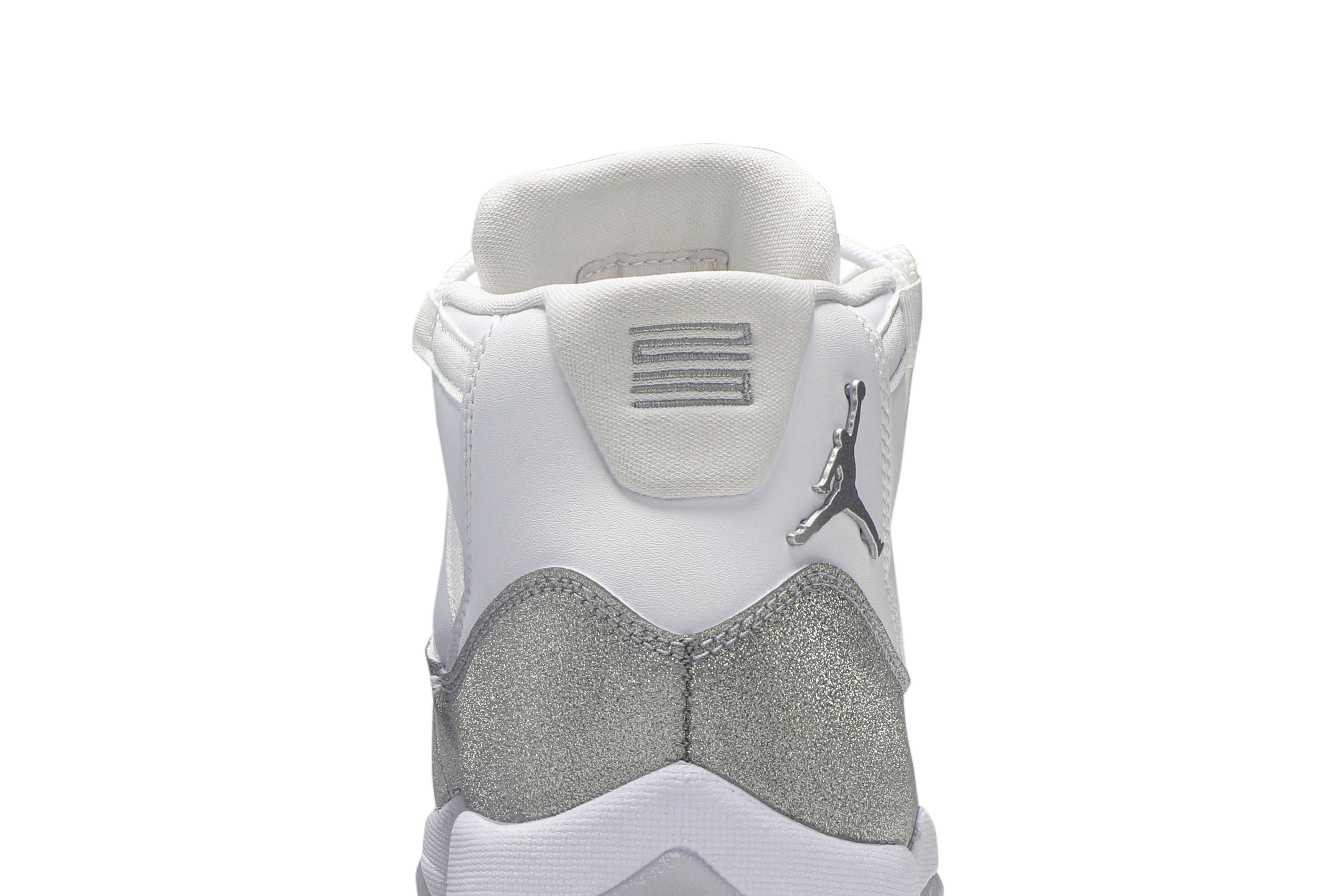 Wmns Air Jordan 11 Retro 'Vast Grey' - 7