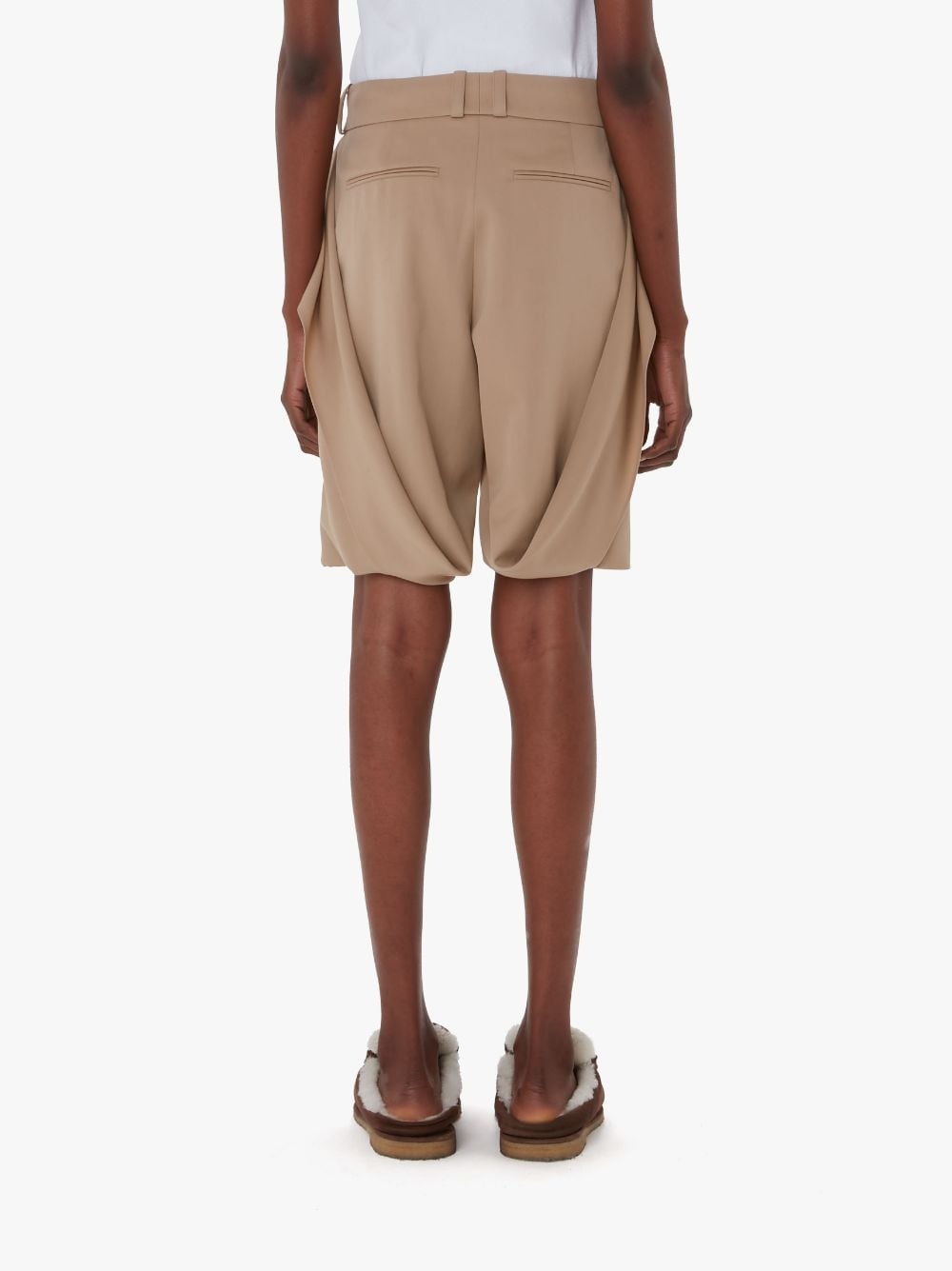 SCULPTURAL SHORTS - 3