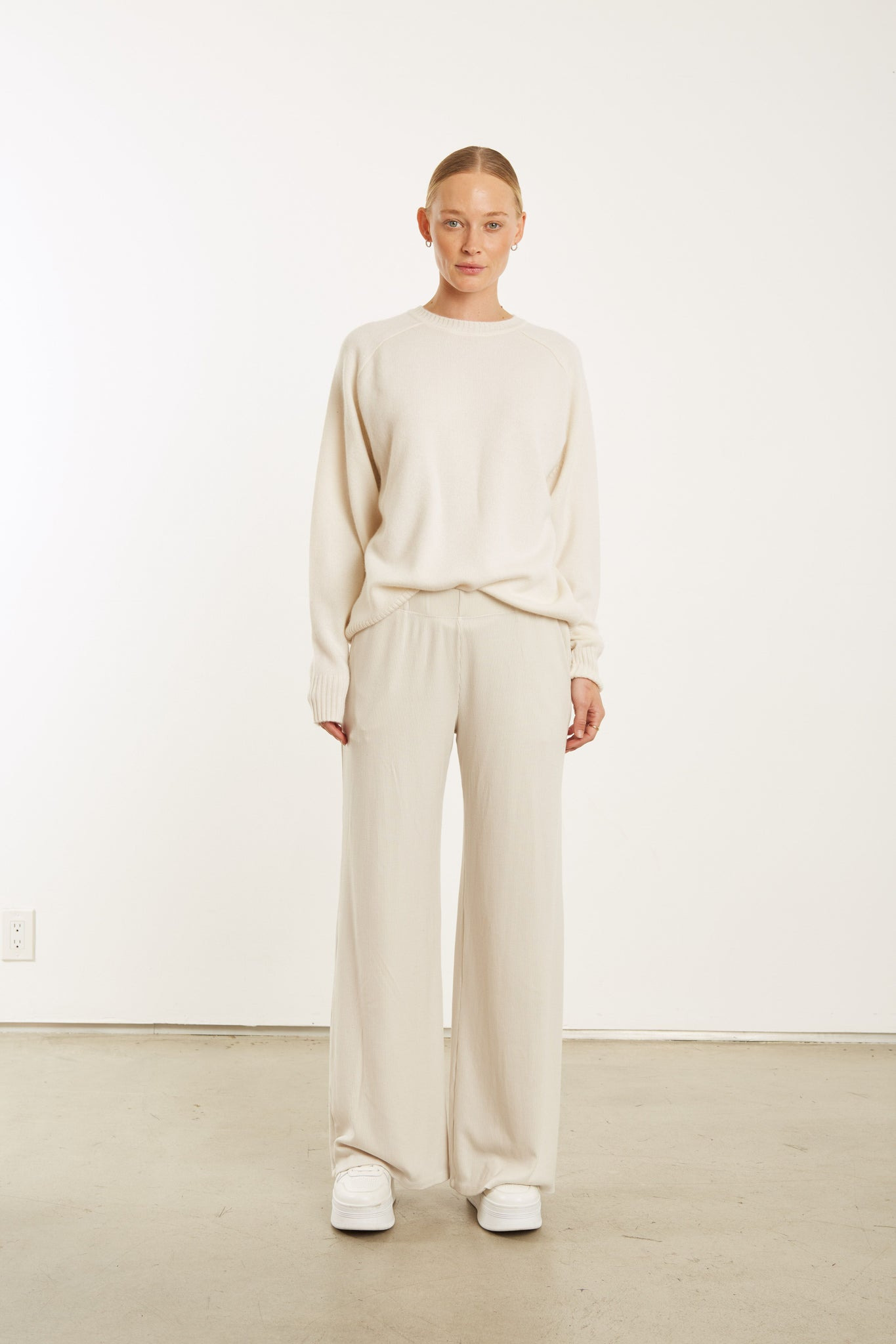 OFF WHITE RIB WIDE LEG PANTS - 6