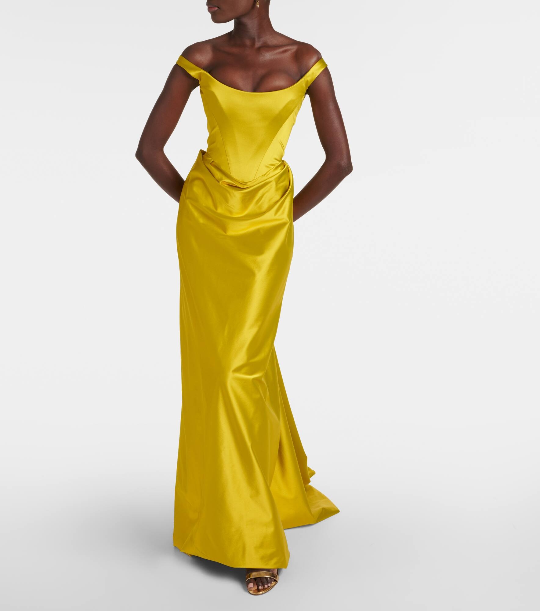 Satin gown - 7