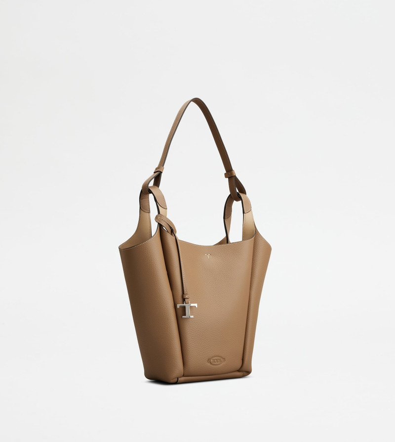 Tod's BUCKET BAG IN LEATHER SMALL - BROWN outlook