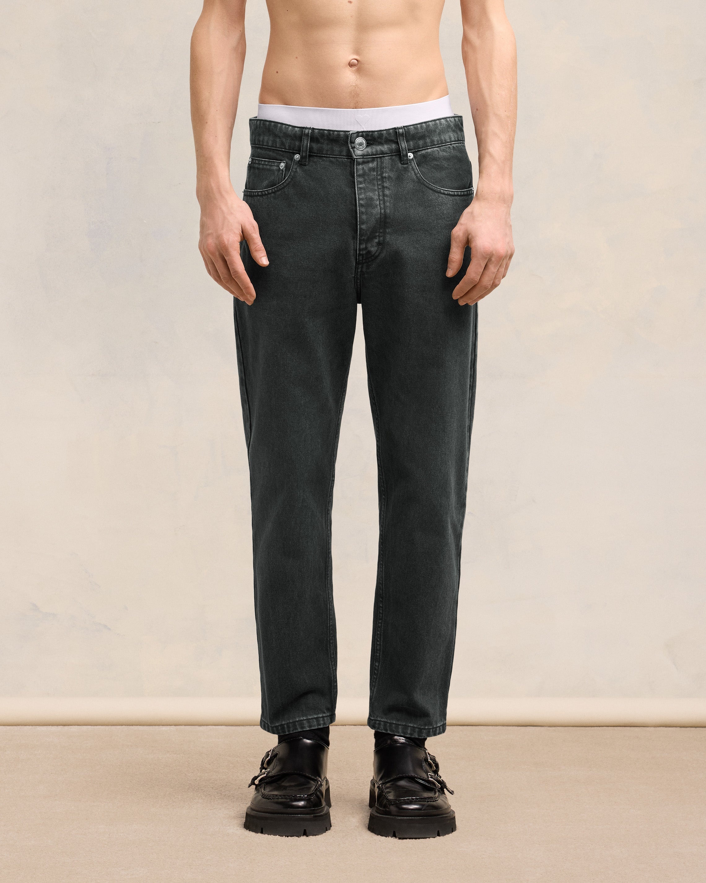 TAPERED FIT JEANS - 3