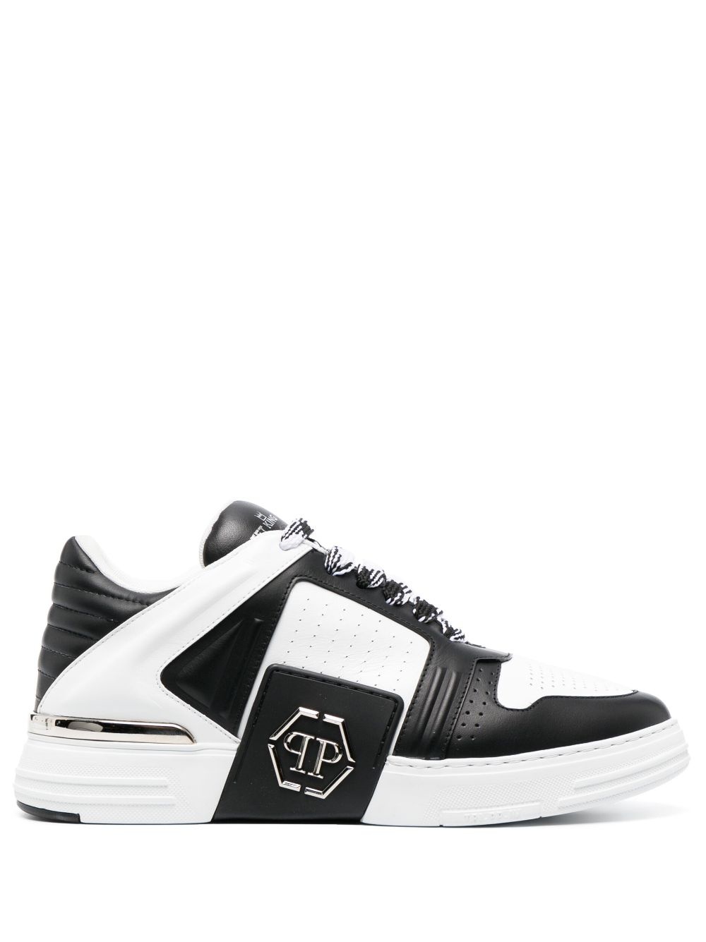 logo-patch low-top sneakers - 1