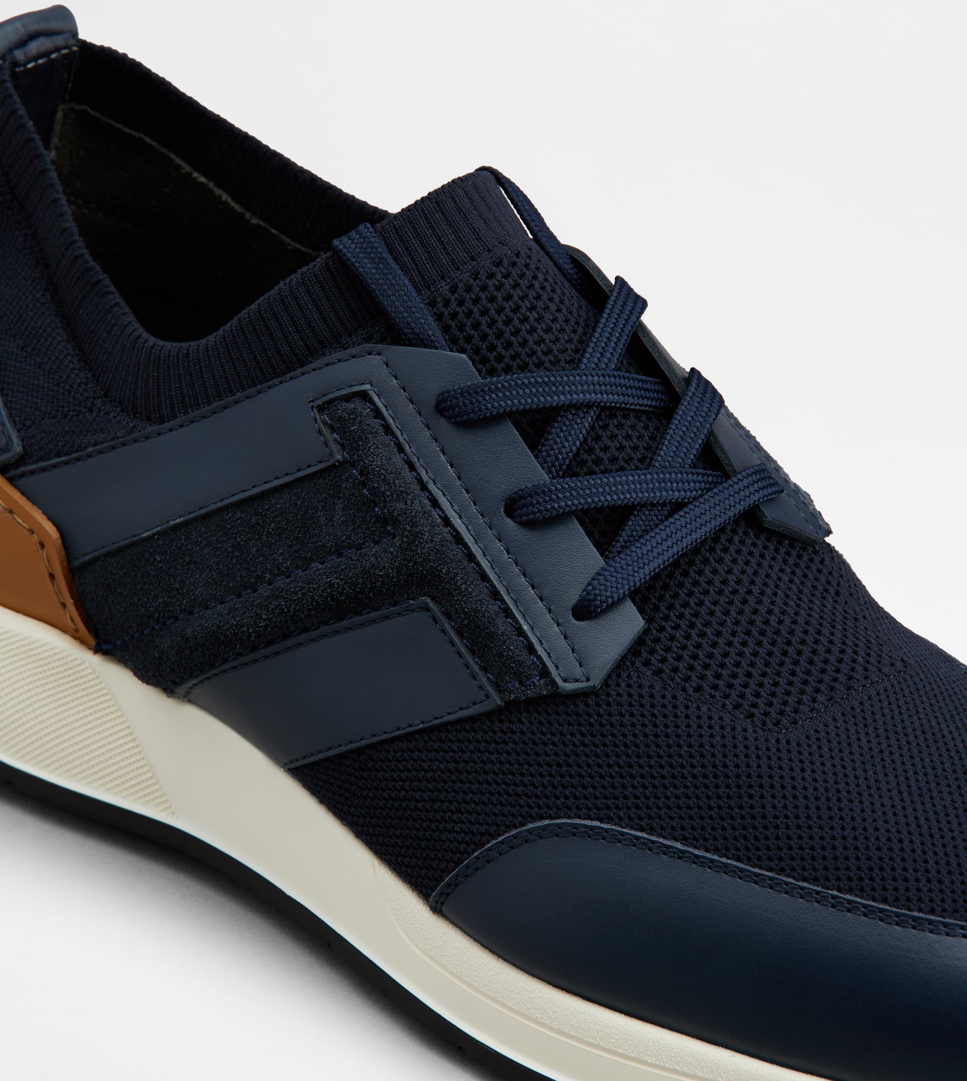 SNEAKERS IN LEATHER AND TECHNICAL FABRIC - BLUE - 5