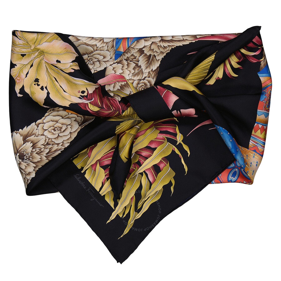 FERRAGAMO Salvatore Ferragamo India Print Sqaure Silk Scarf