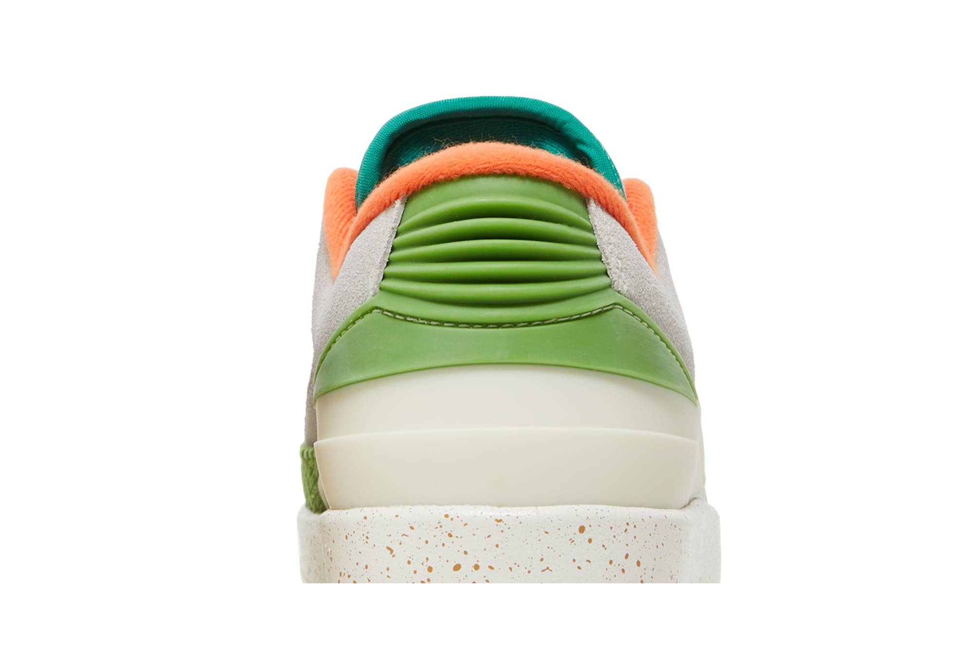 Titan x Wmns Air Jordan 2 Retro Low - 7